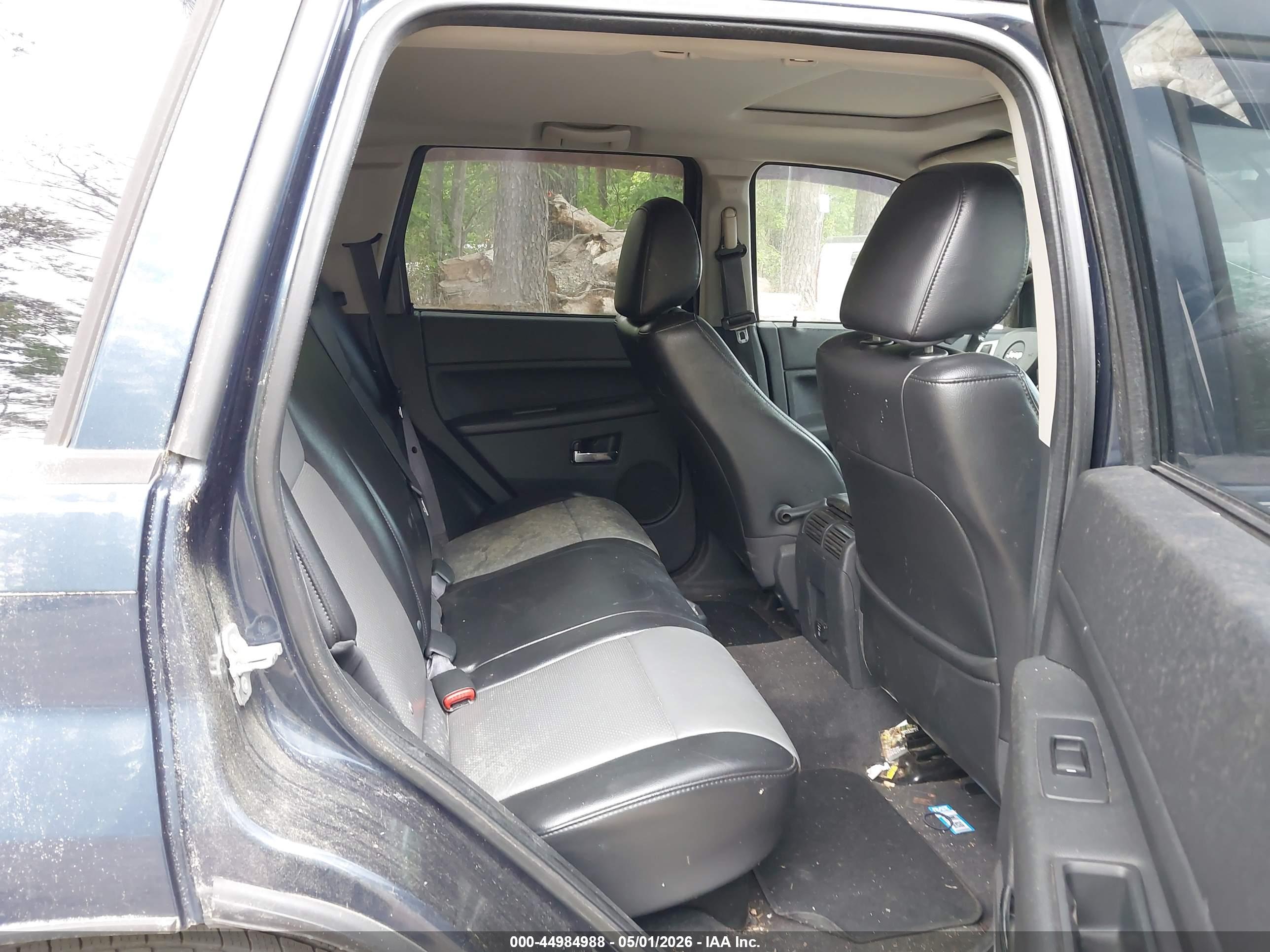 JEEP GRAND image 8