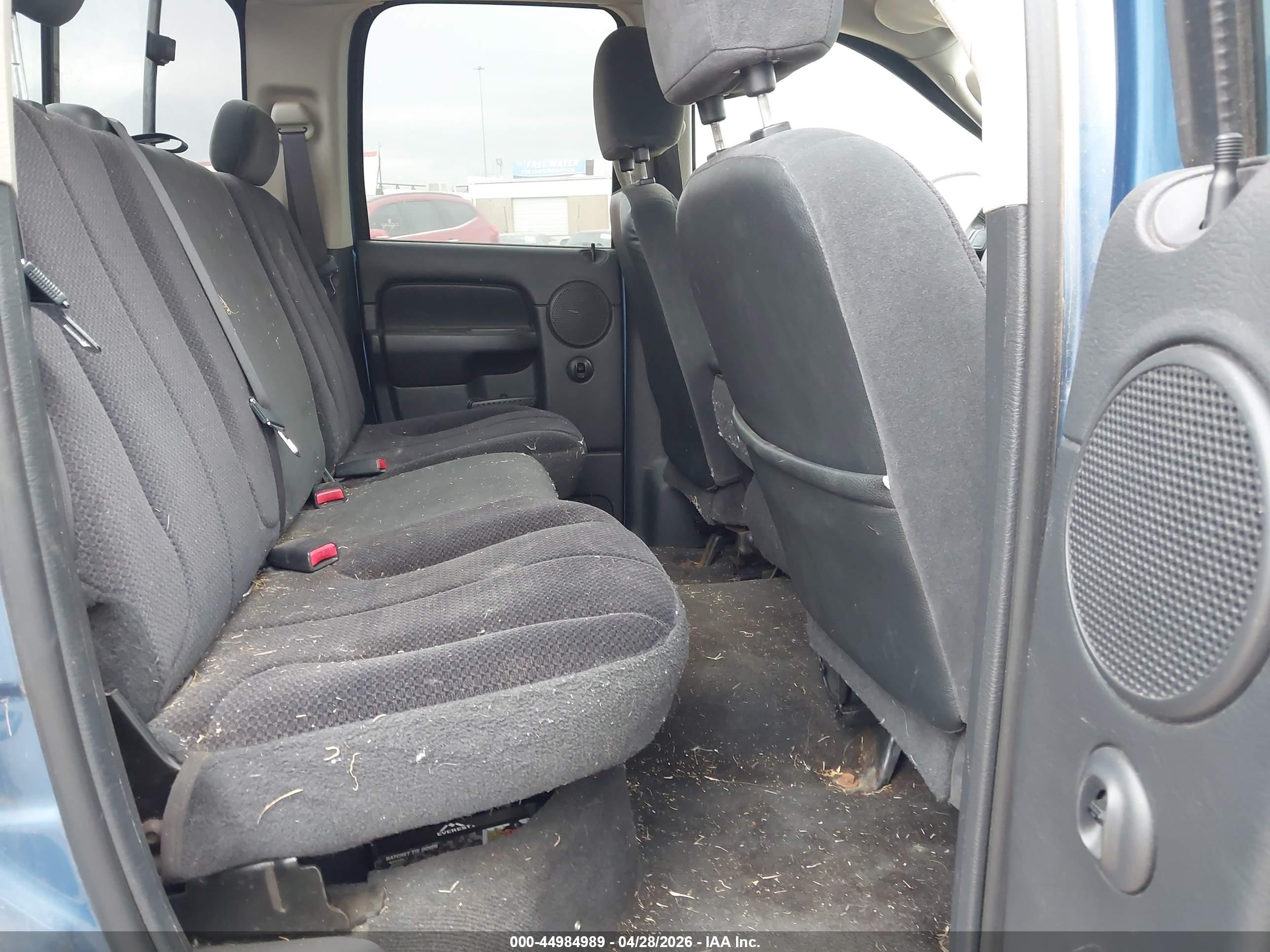 DODGE RAM image 8