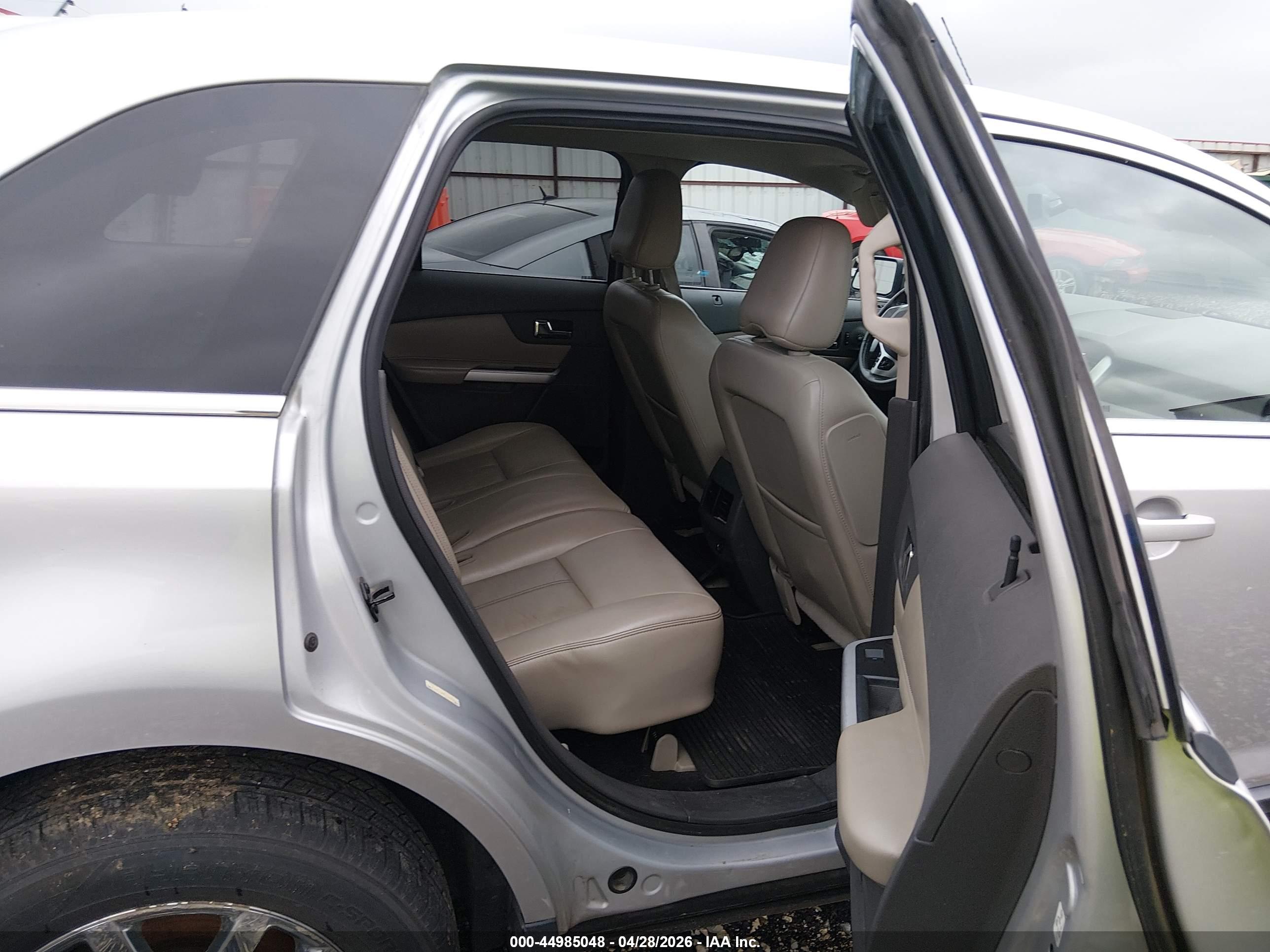 FORD EDGE image 8
