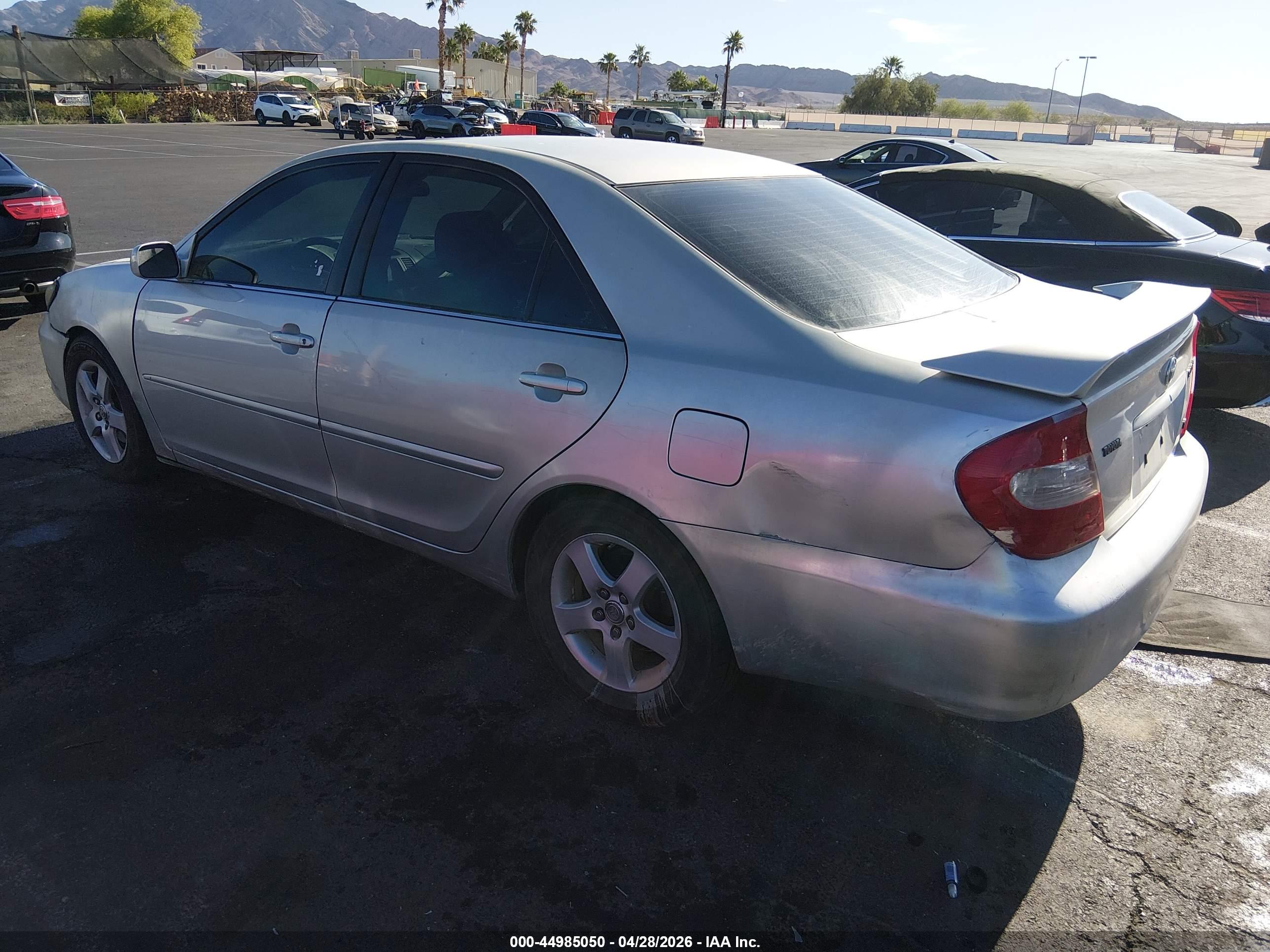 TOYOTA CAMRY image 3
