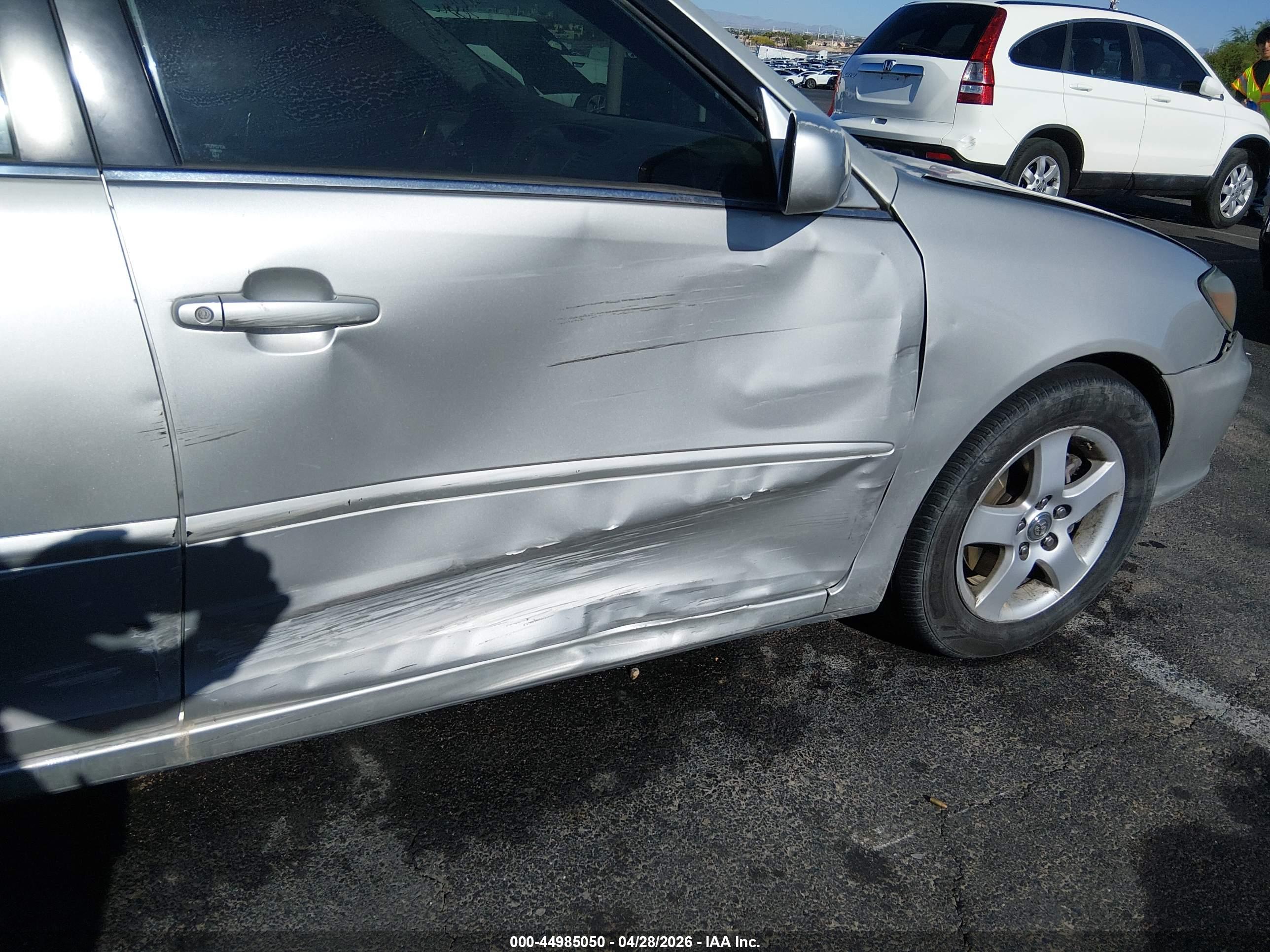TOYOTA CAMRY image 6