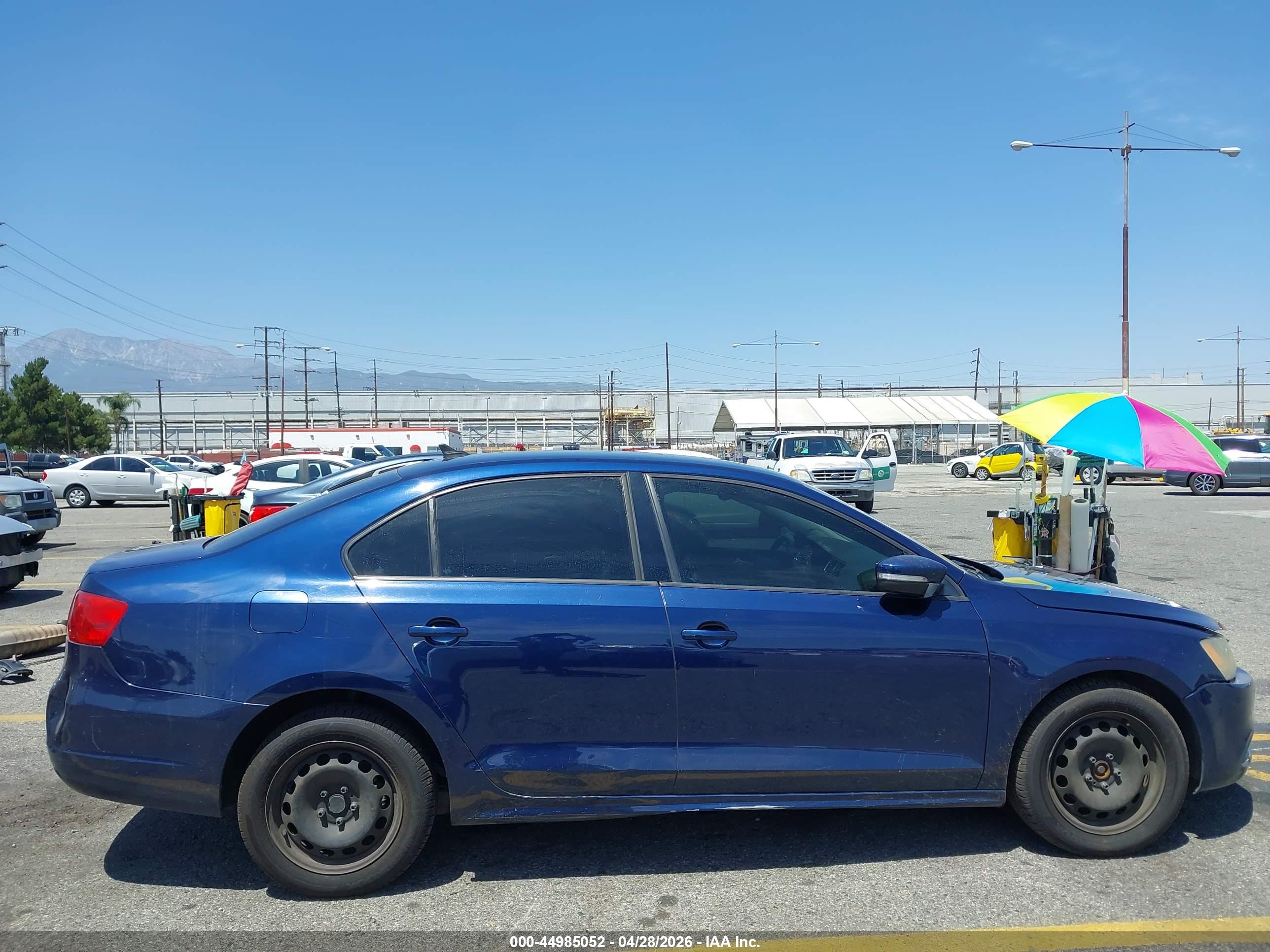 VOLKSWAGEN JETTA image 6