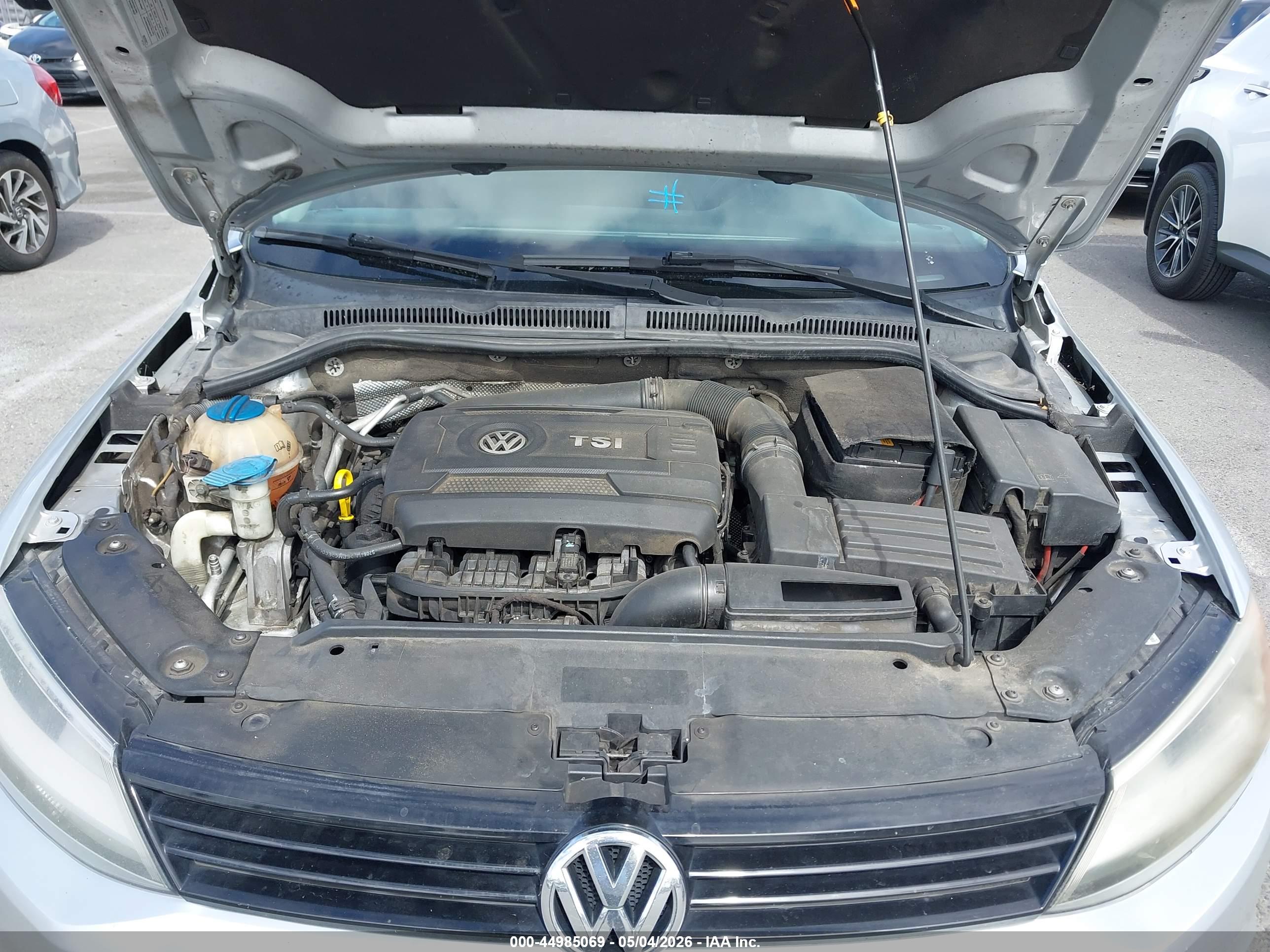 VOLKSWAGEN JETTA image 10