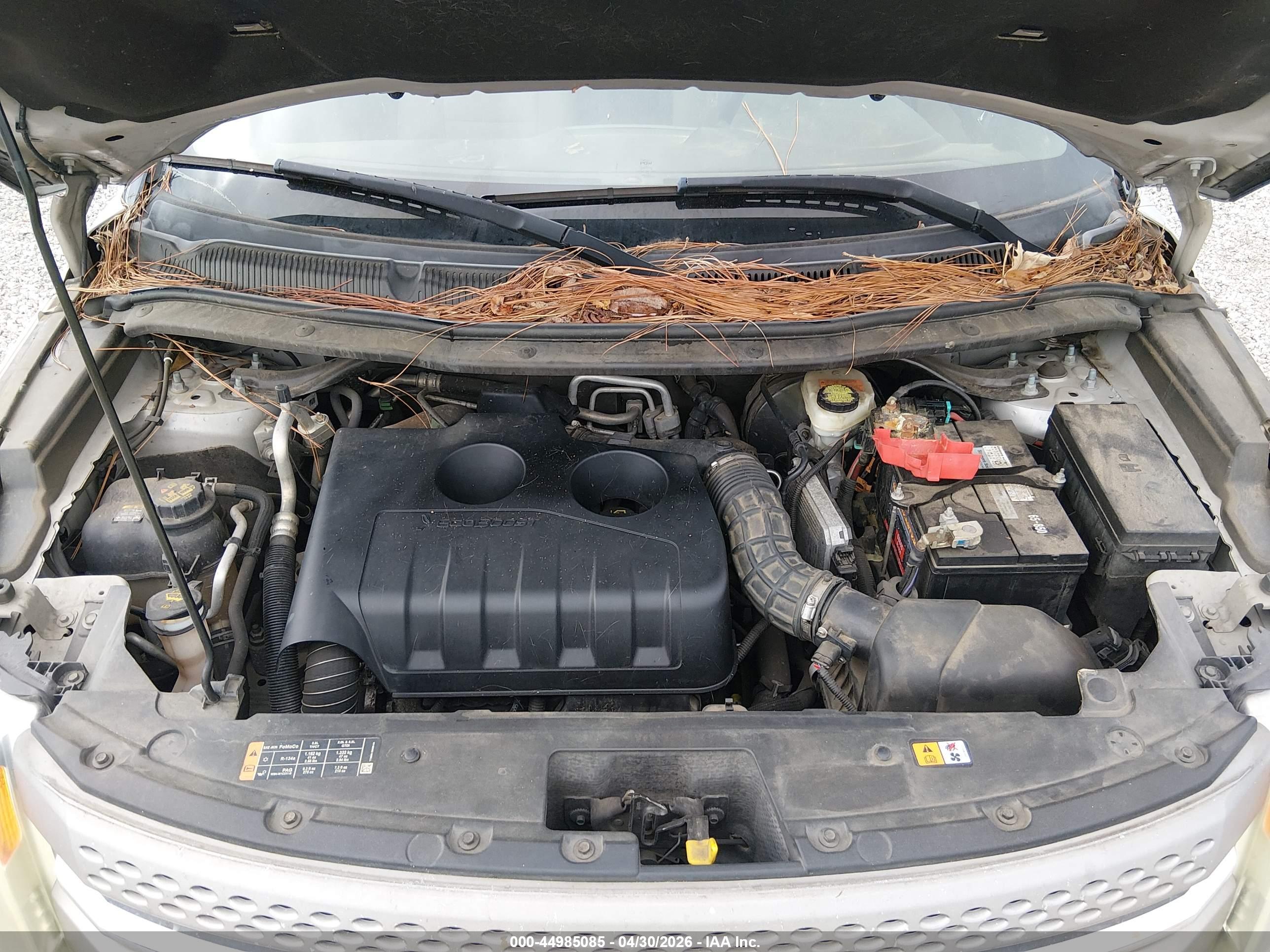 FORD EXPLORER image 10