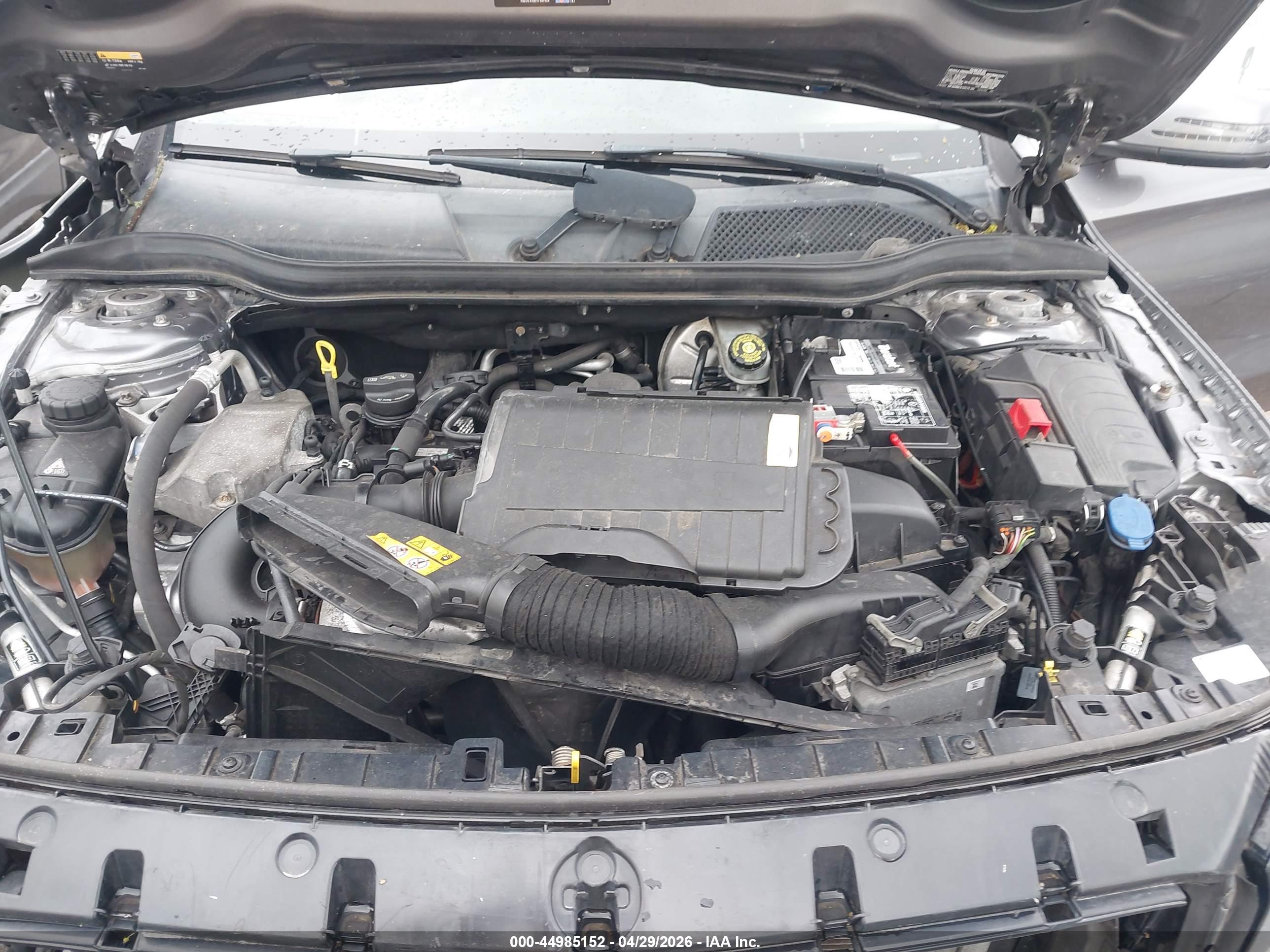 MERCEDES-BENZ GLA image 10