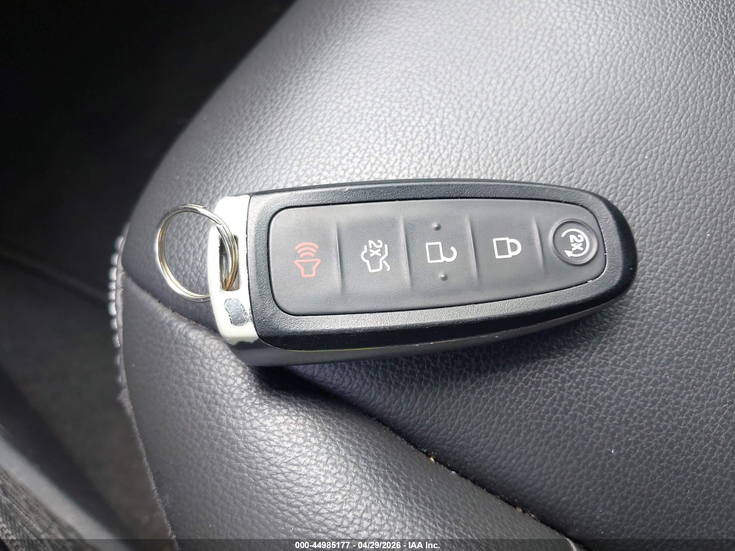 FORD ESCAPE image 11