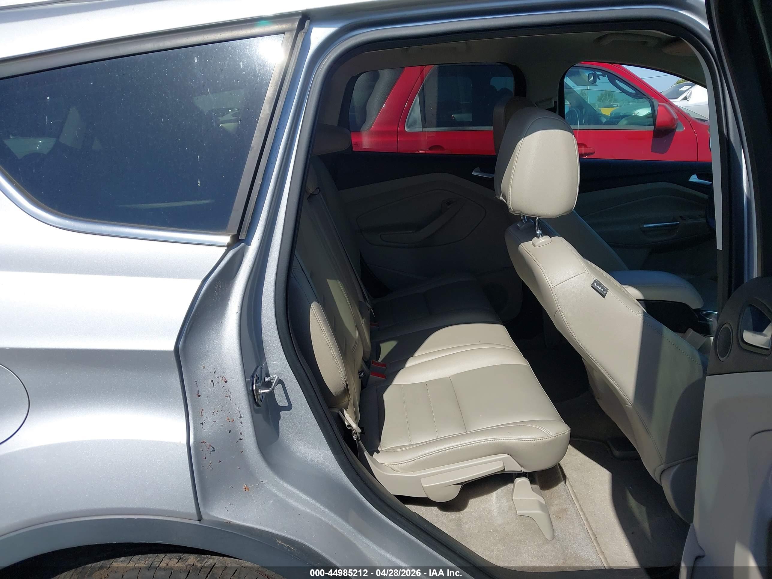 FORD ESCAPE image 8