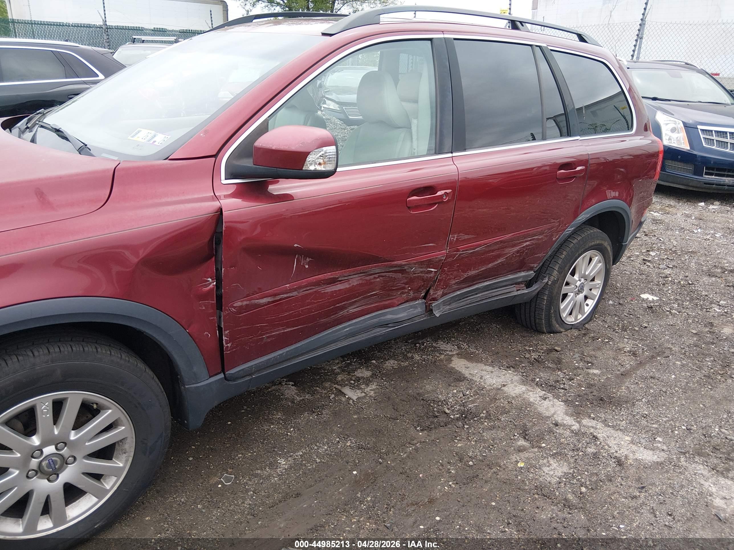 VOLVO XC90 image 6
