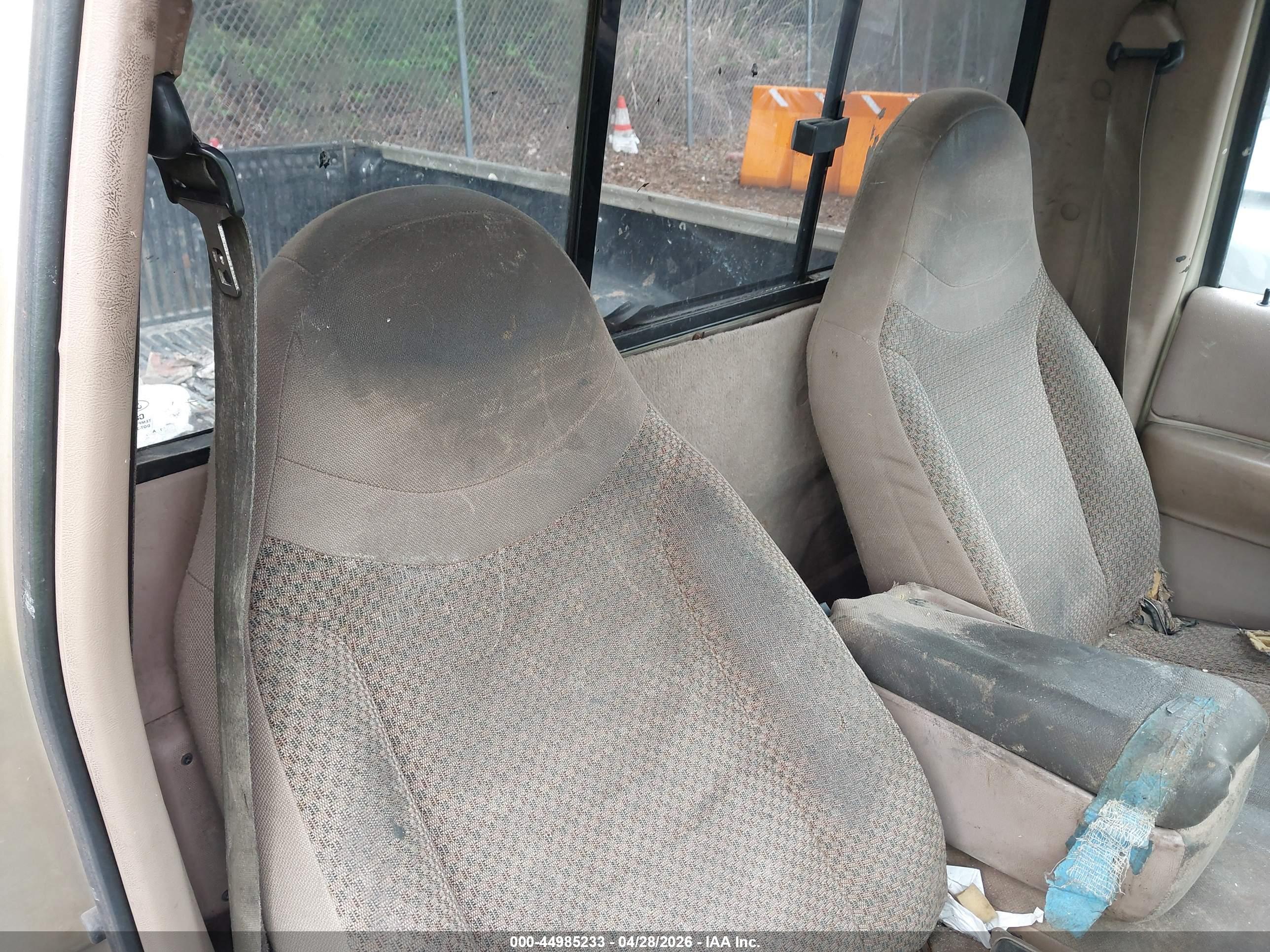 FORD RANGER image 8
