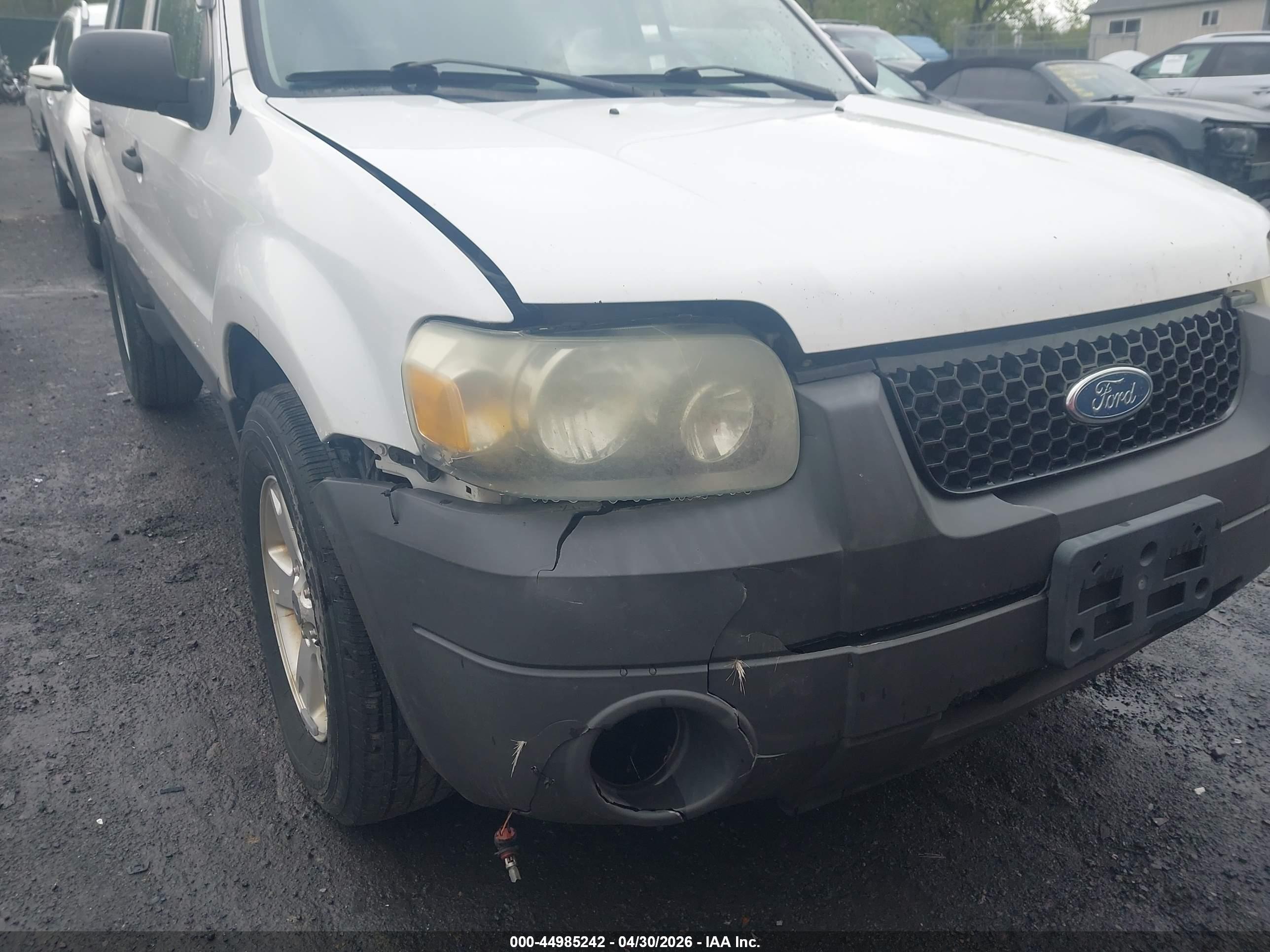 FORD ESCAPE image 6