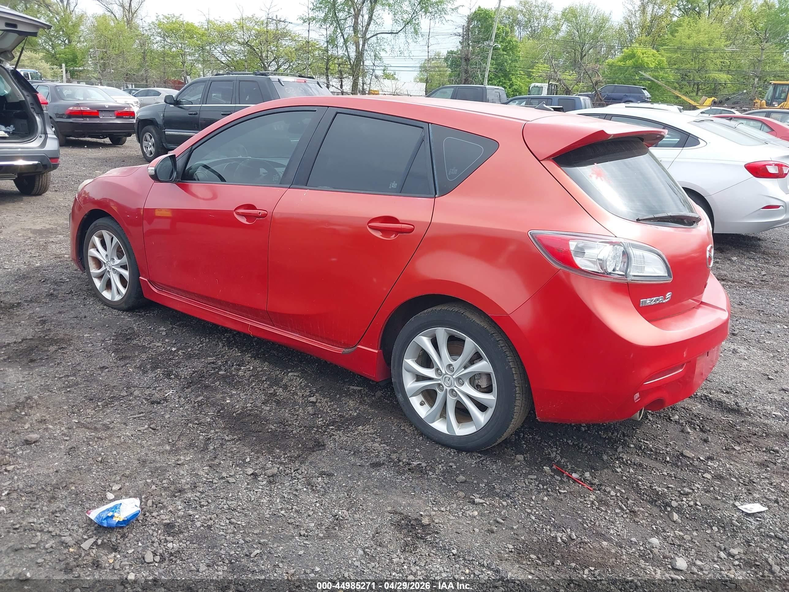MAZDA MAZDA3 image 3
