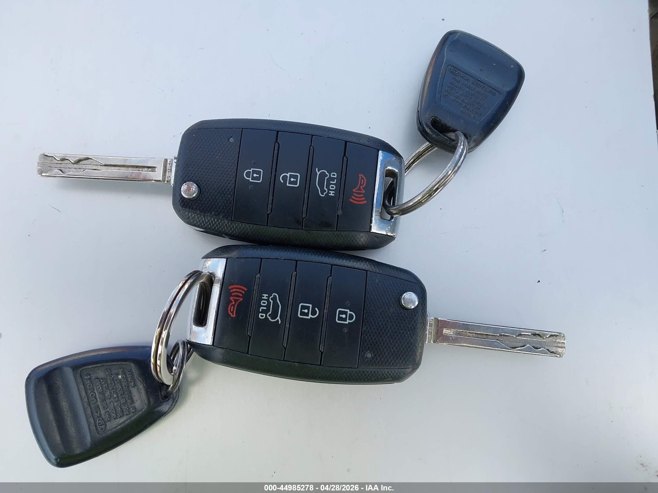 KIA SORENTO image 11