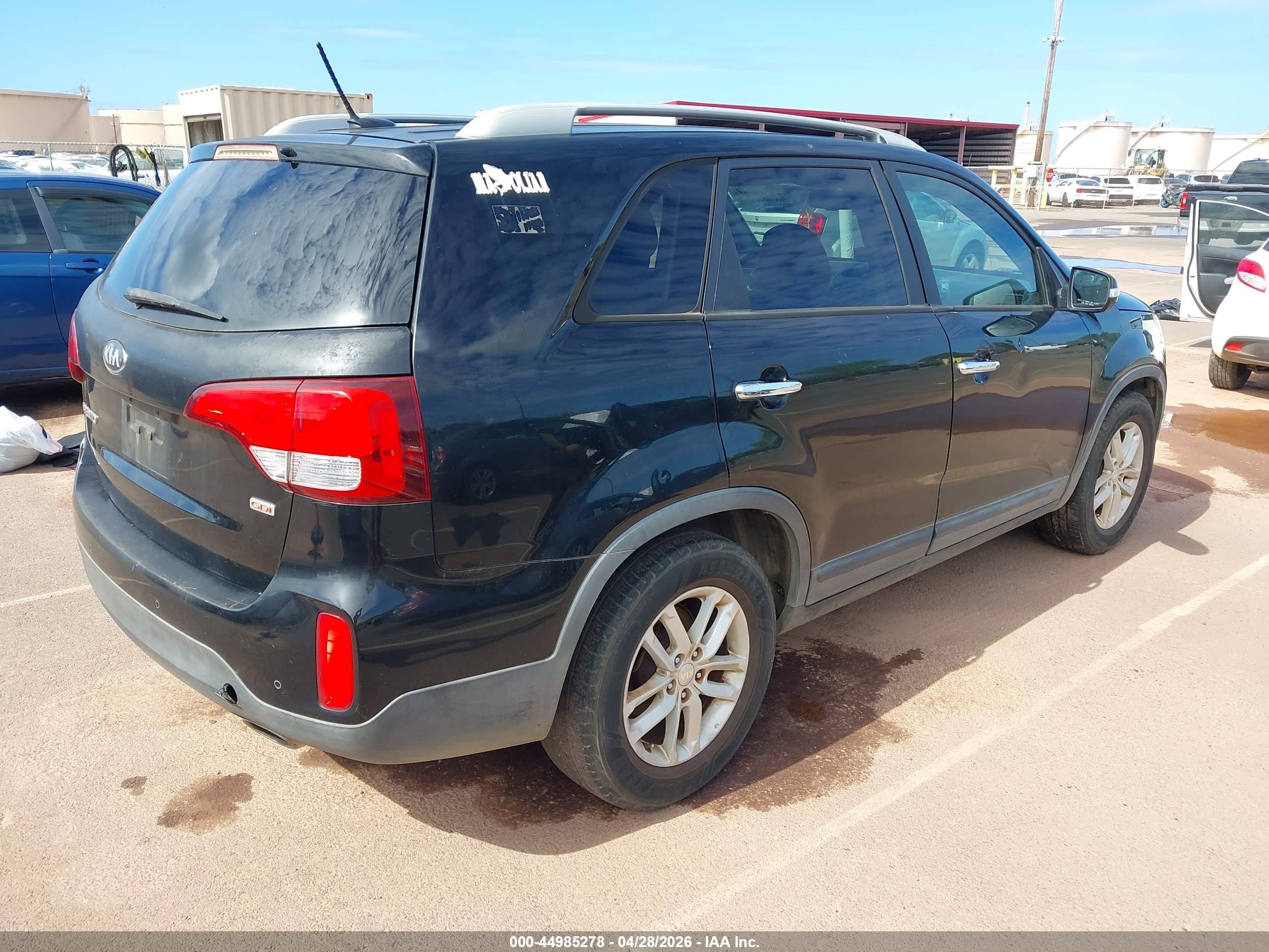 KIA SORENTO image 4