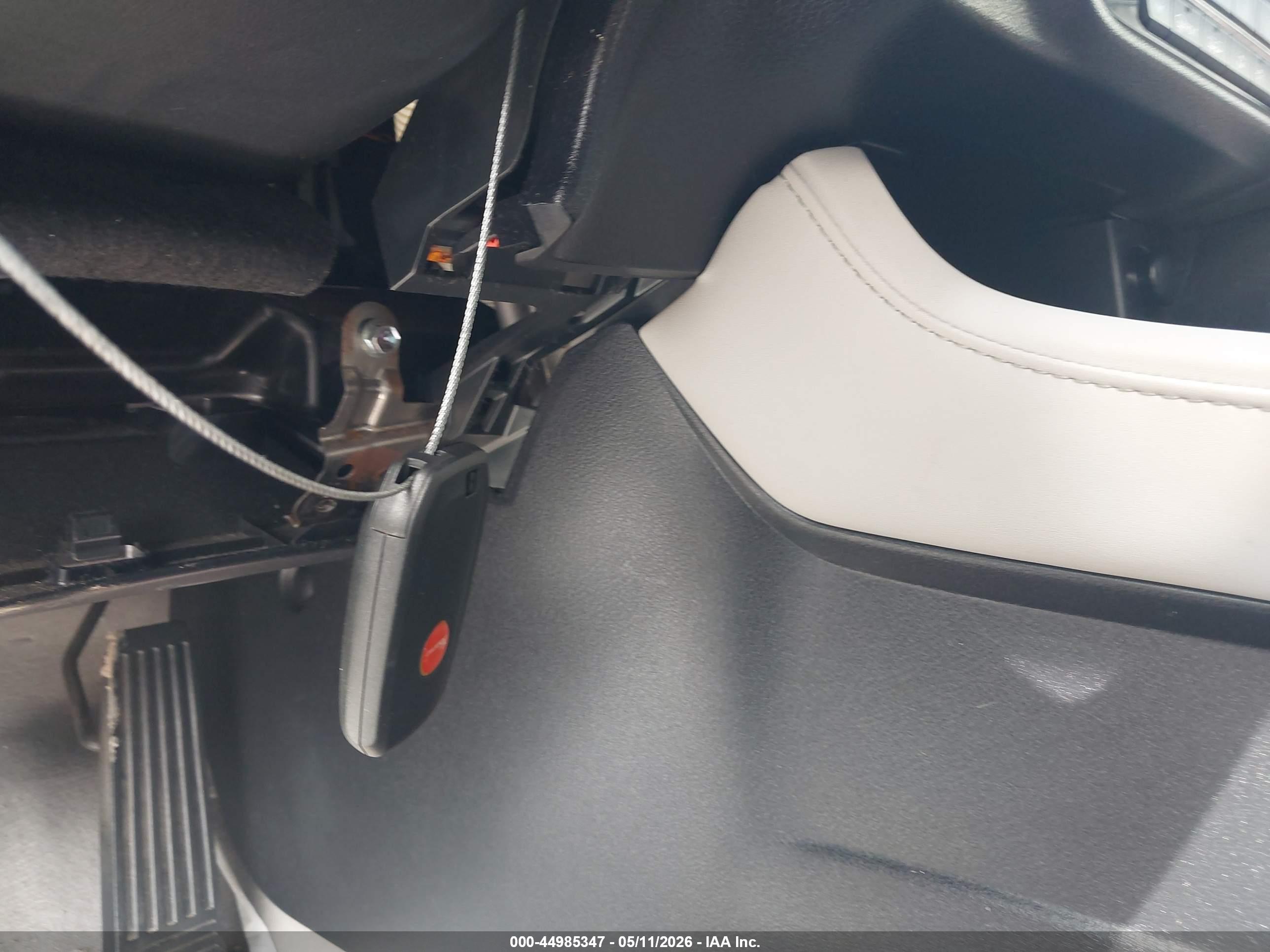 LEXUS RX image 11