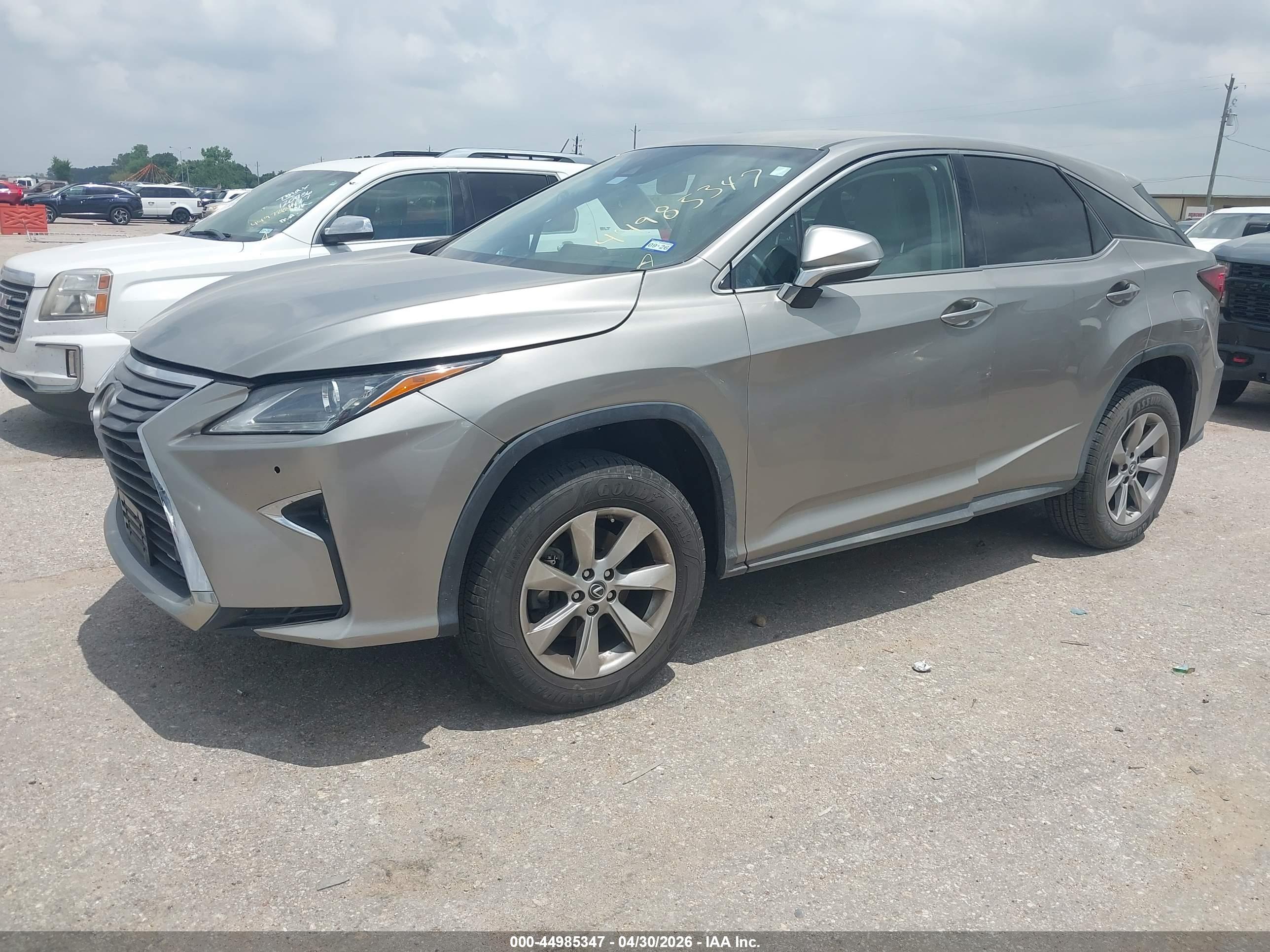 LEXUS RX image 2