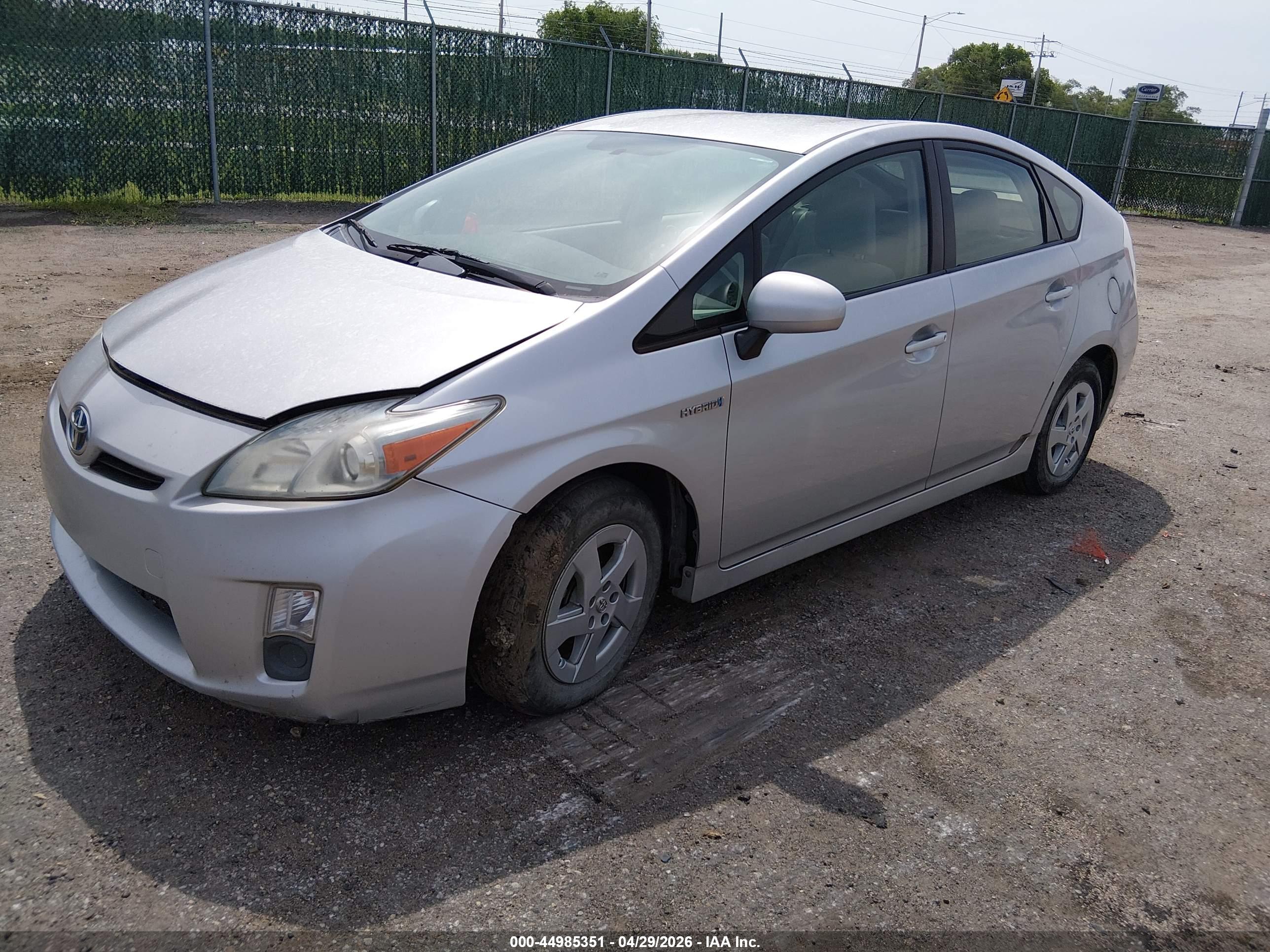 TOYOTA PRIUS image 2