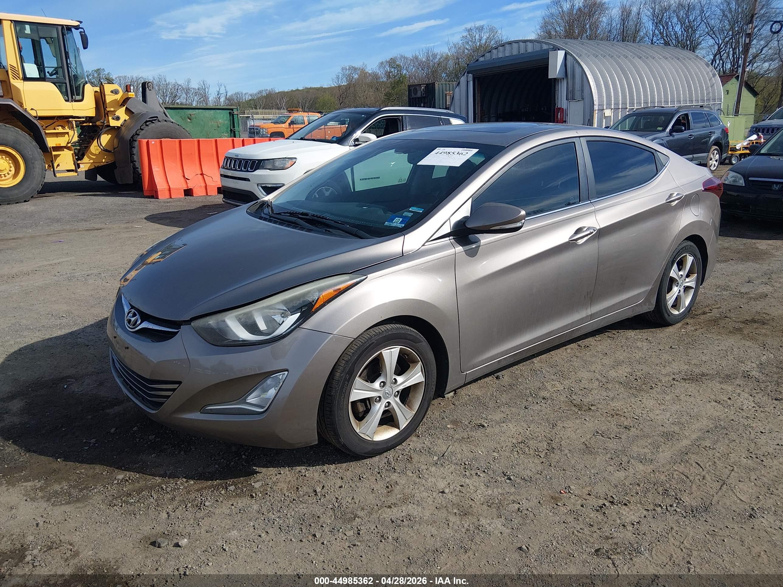 HYUNDAI ELANTRA image 2