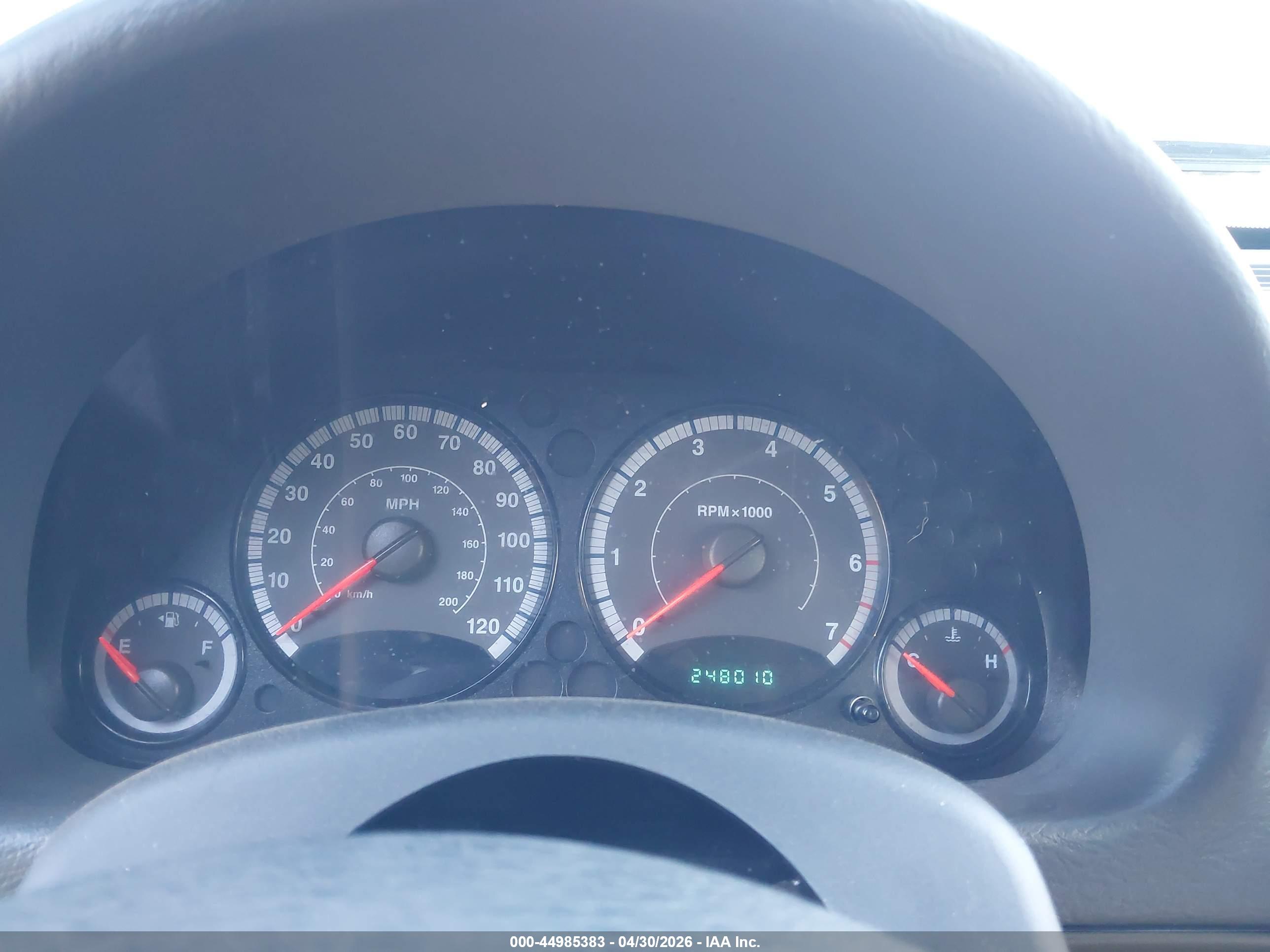 JEEP LIBERTY image 7
