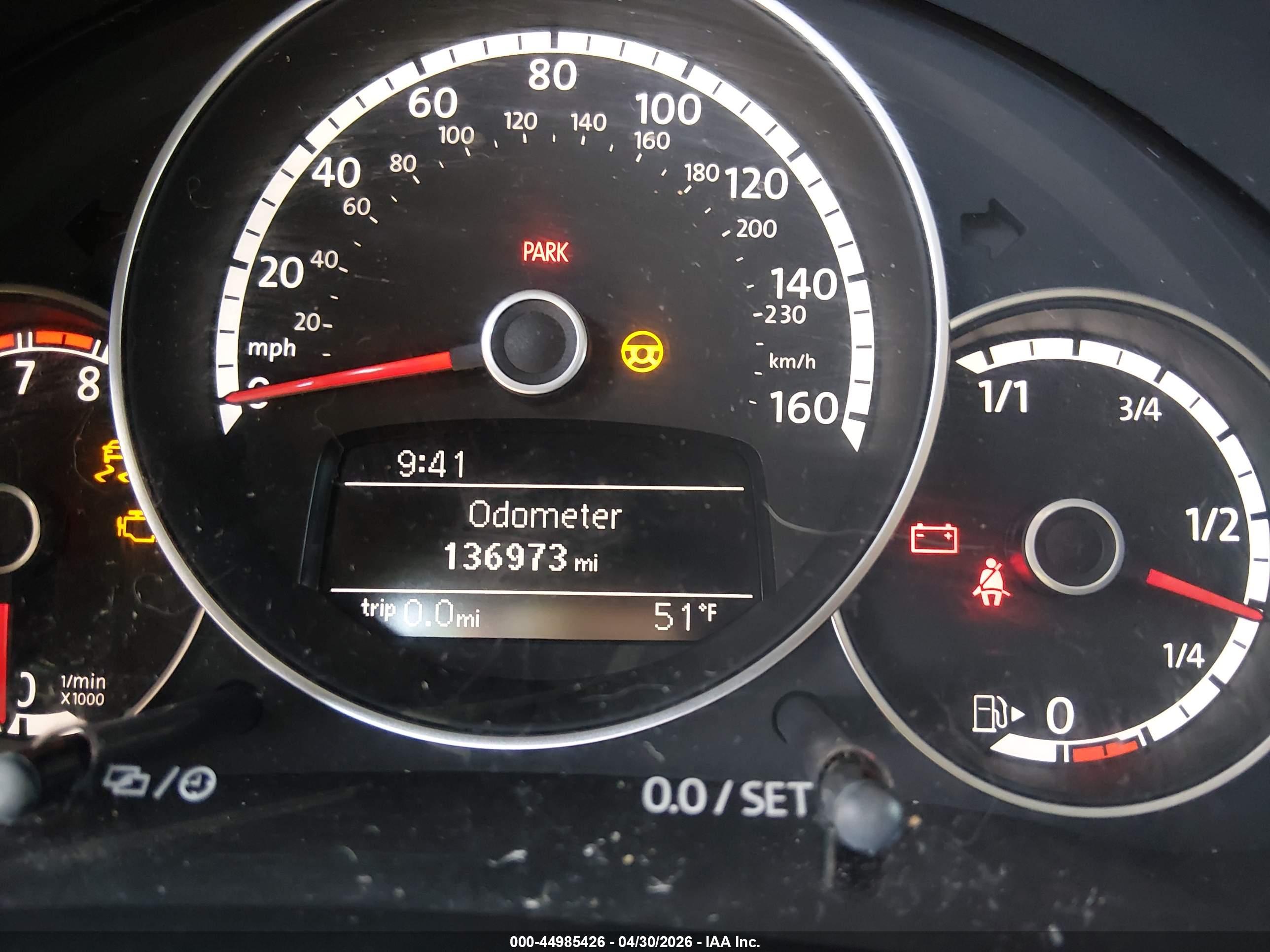 VOLKSWAGEN BEETLE image 7