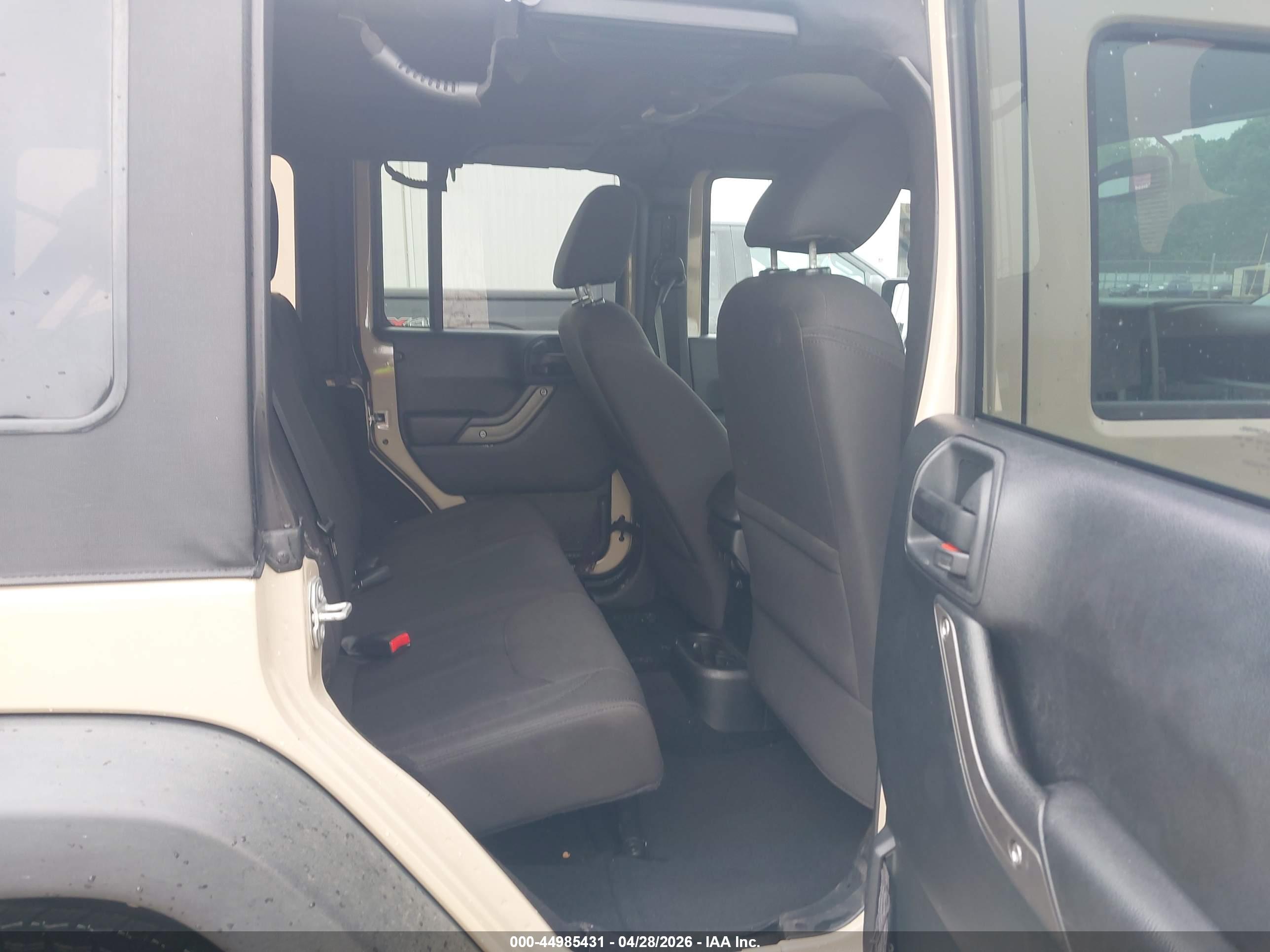 JEEP WRANGLER image 8