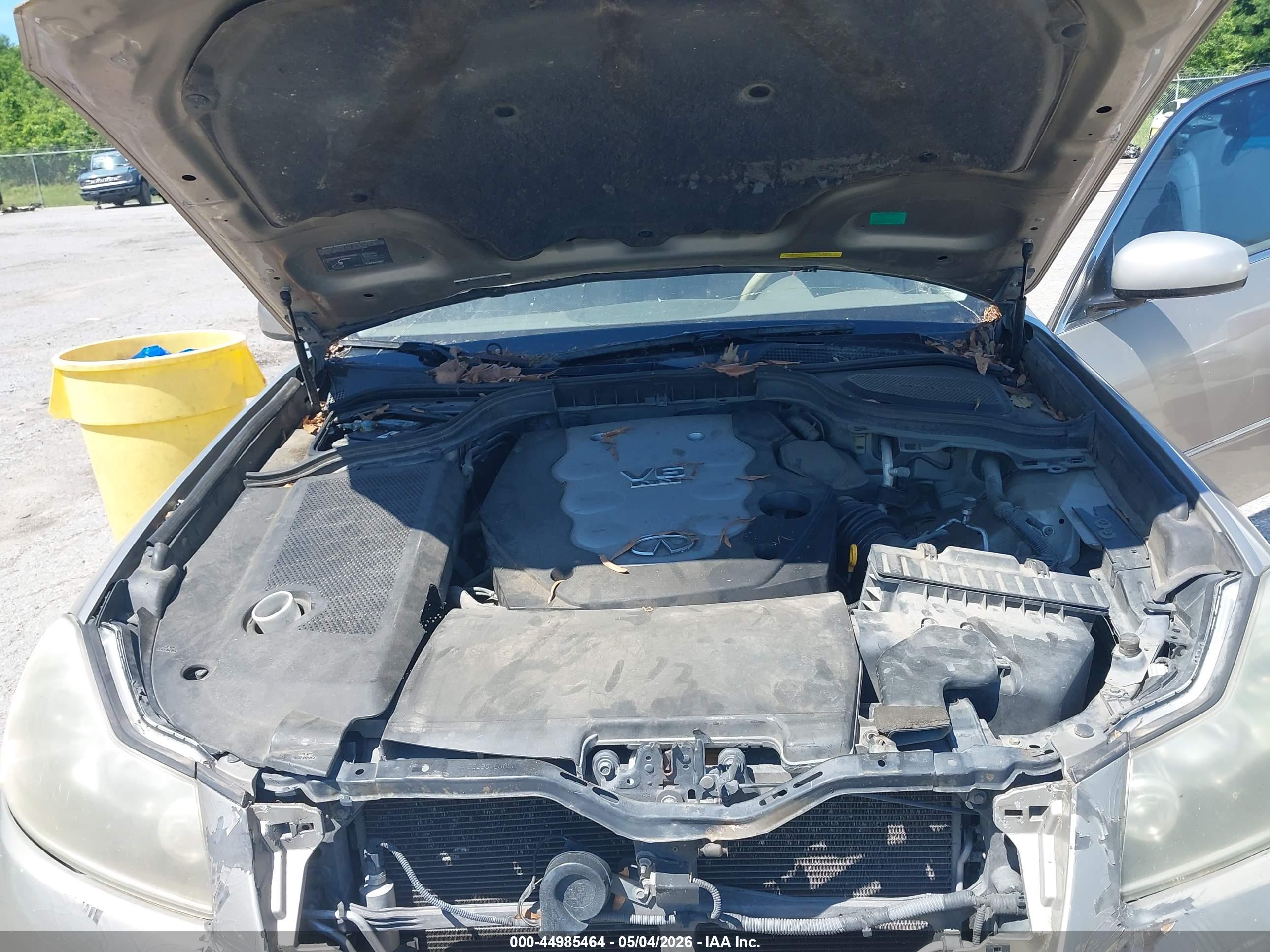 INFINITI M35 image 10