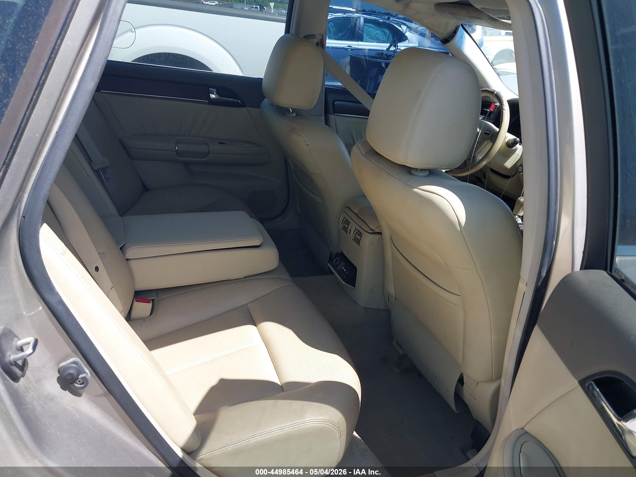INFINITI M35 image 8