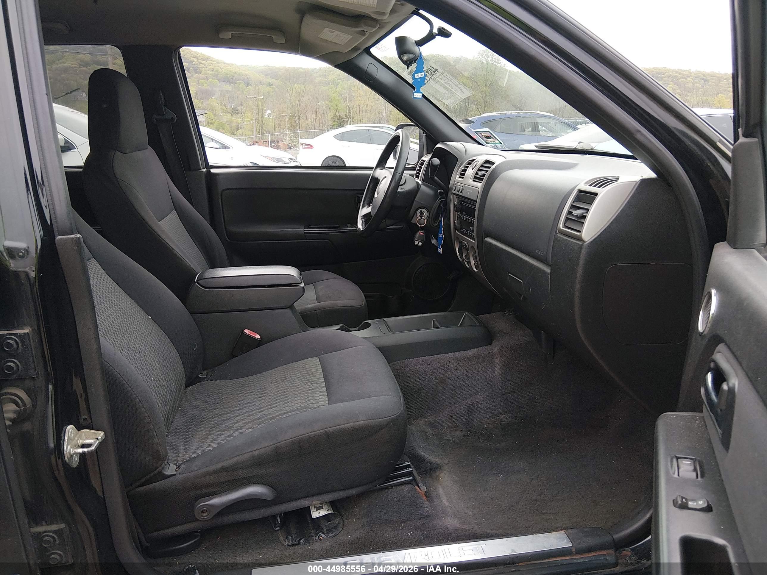 CHEVROLET COLORADO image 5