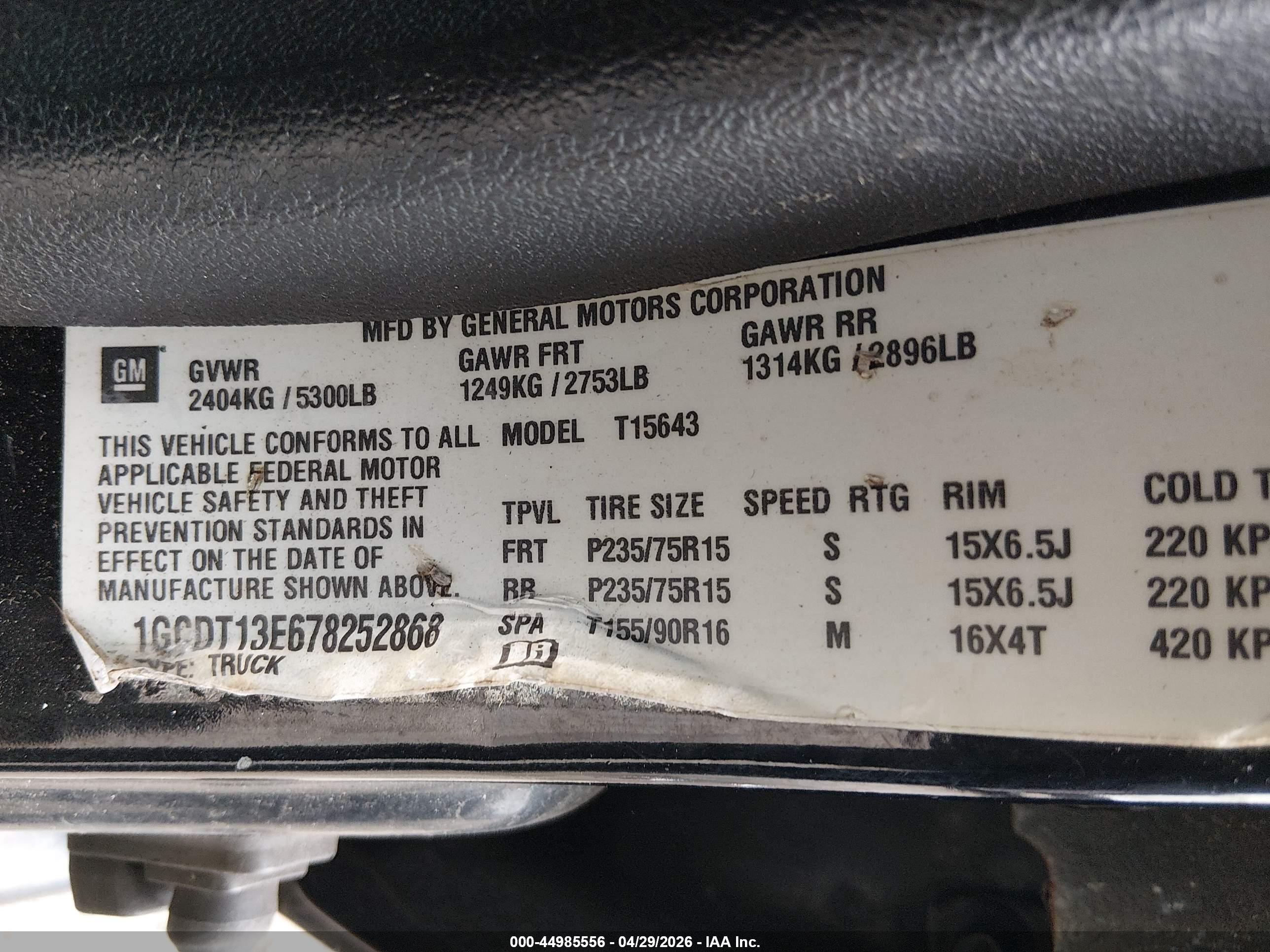 CHEVROLET COLORADO image 9