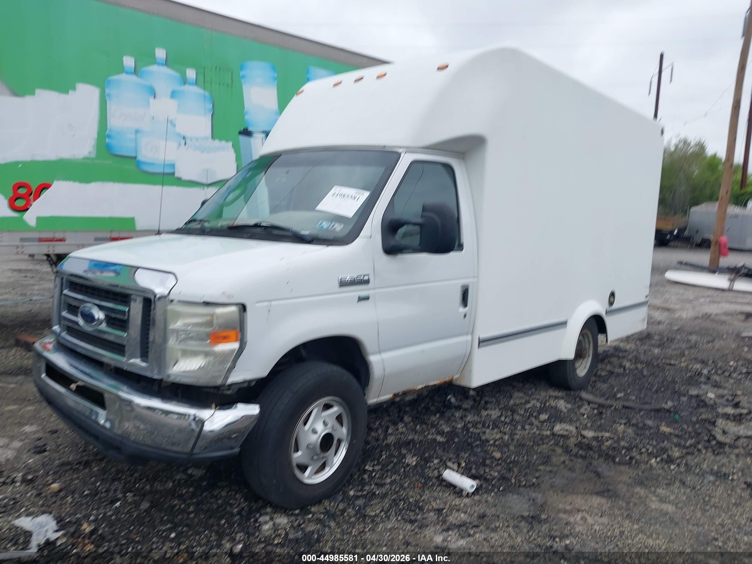 FORD E-350 image 2