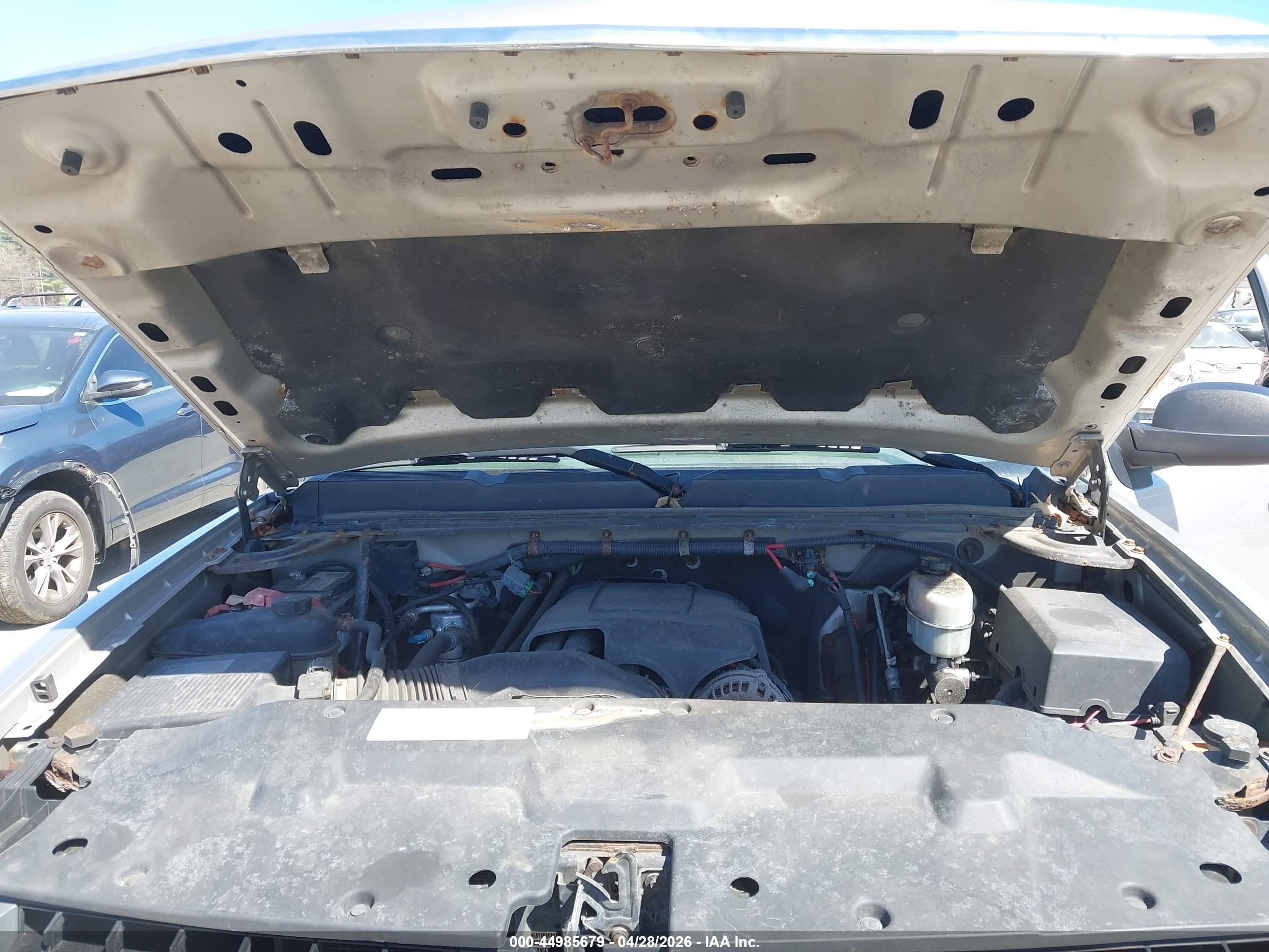 CHEVROLET SILVERADO image 10