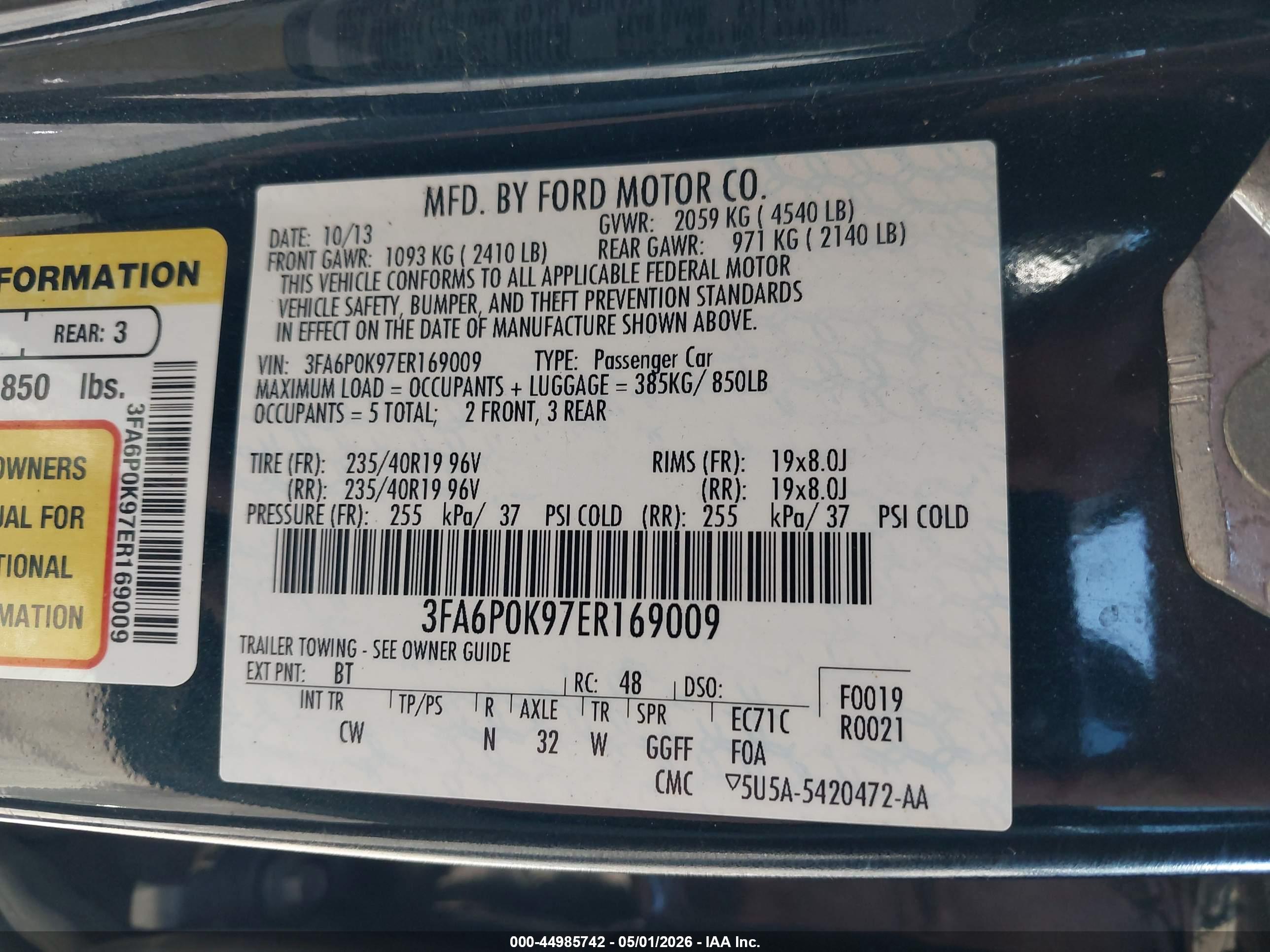 FORD FUSION image 9