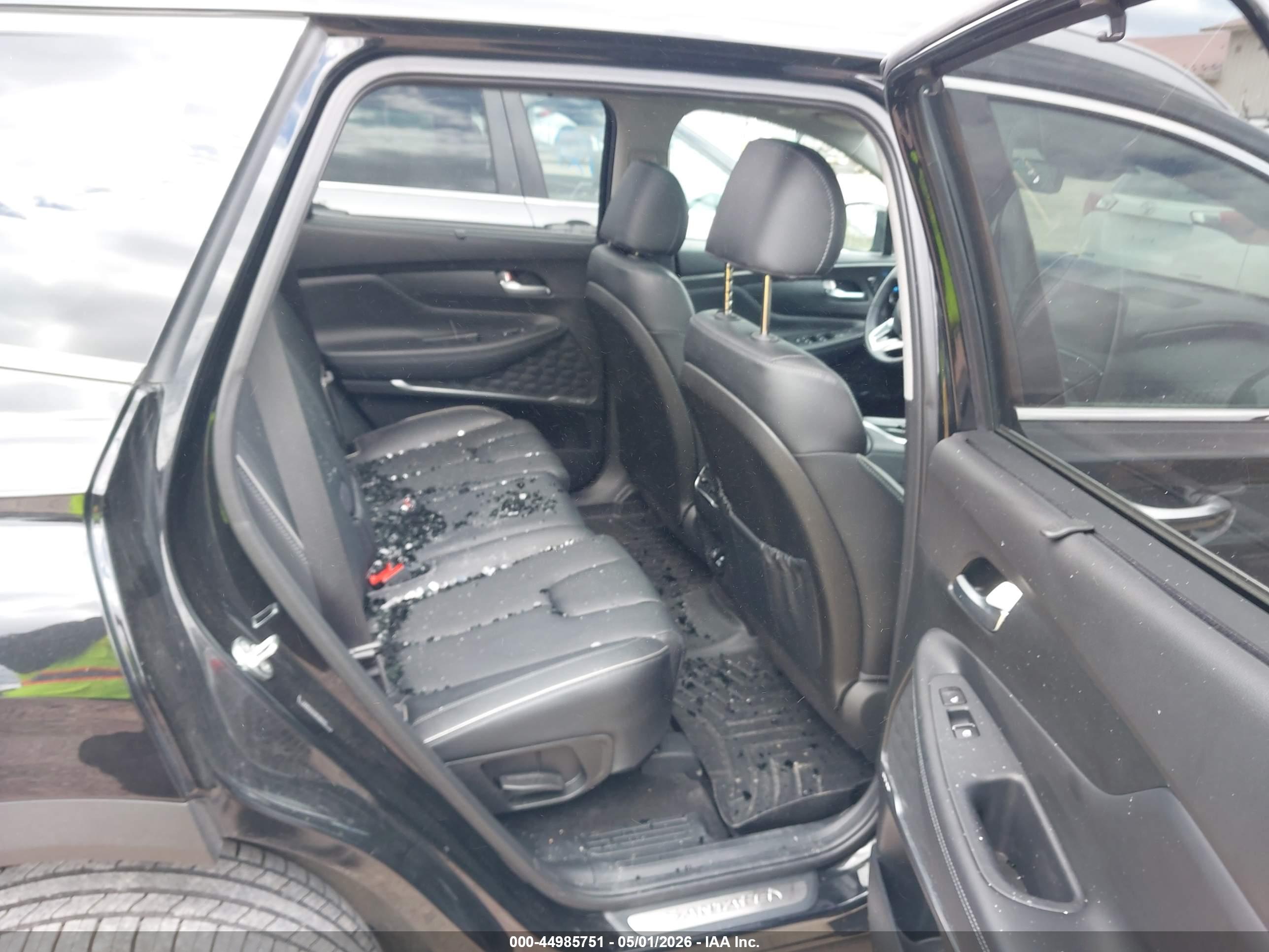 HYUNDAI SANTA image 8