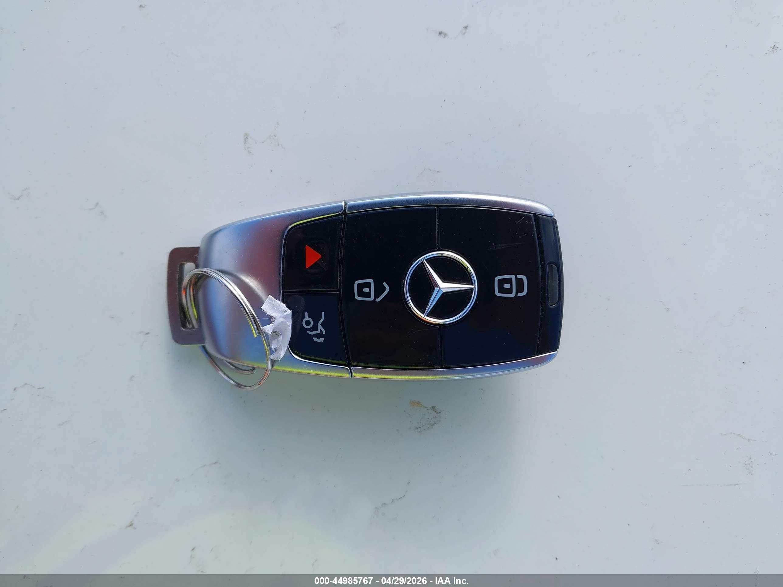 MERCEDES-BENZ E image 11