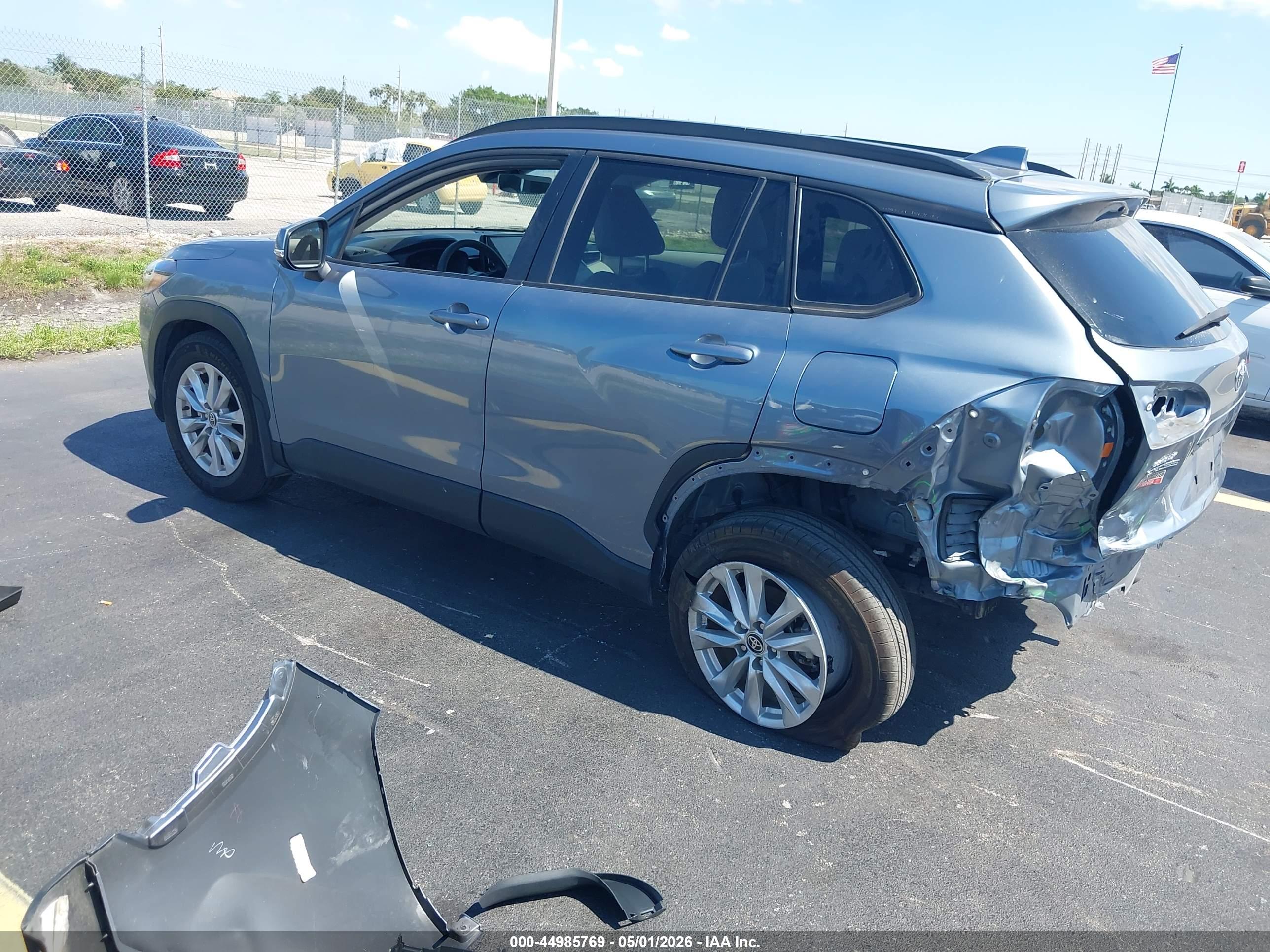 TOYOTA COROLLA image 3