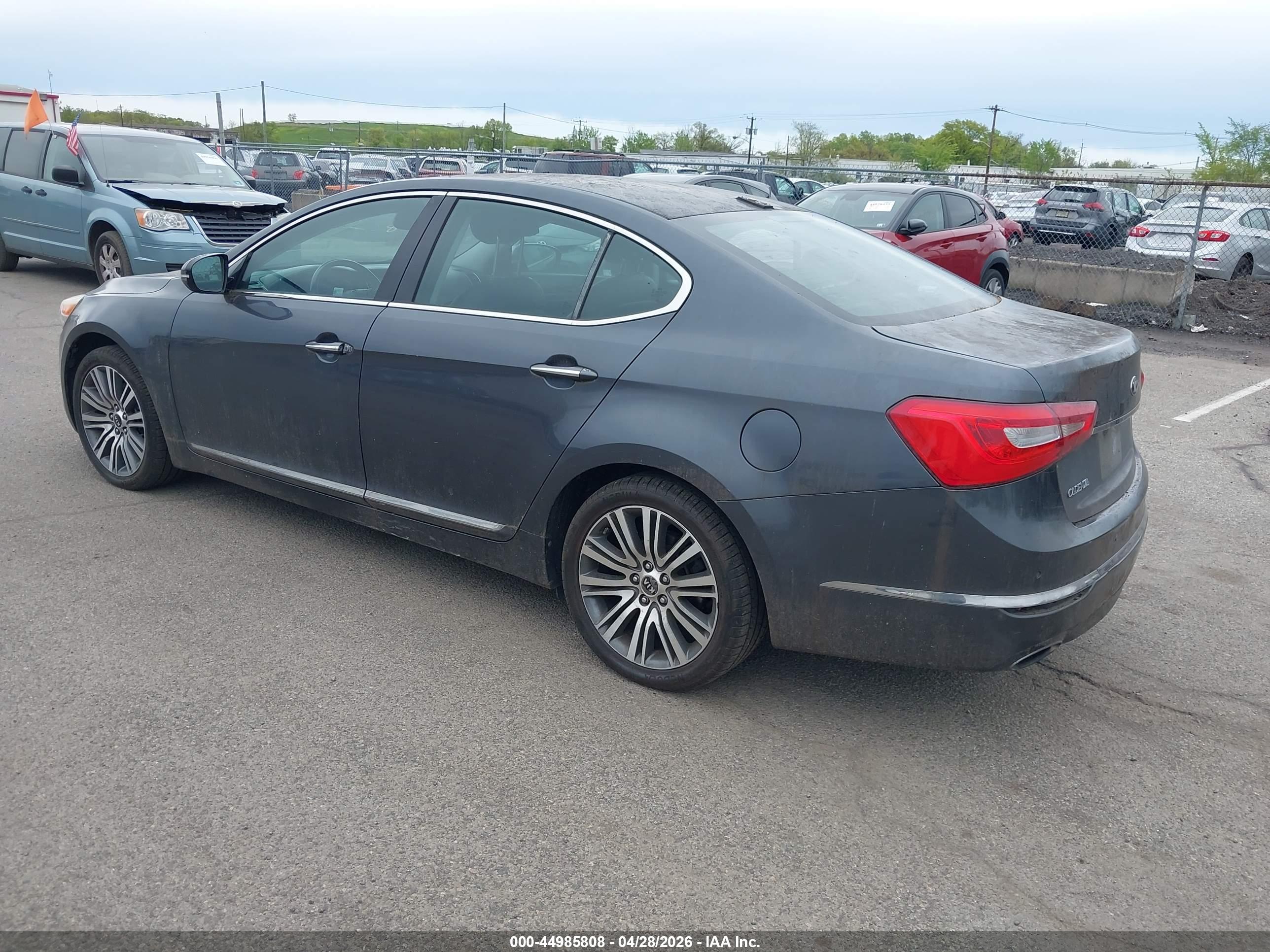 KIA CADENZA image 3