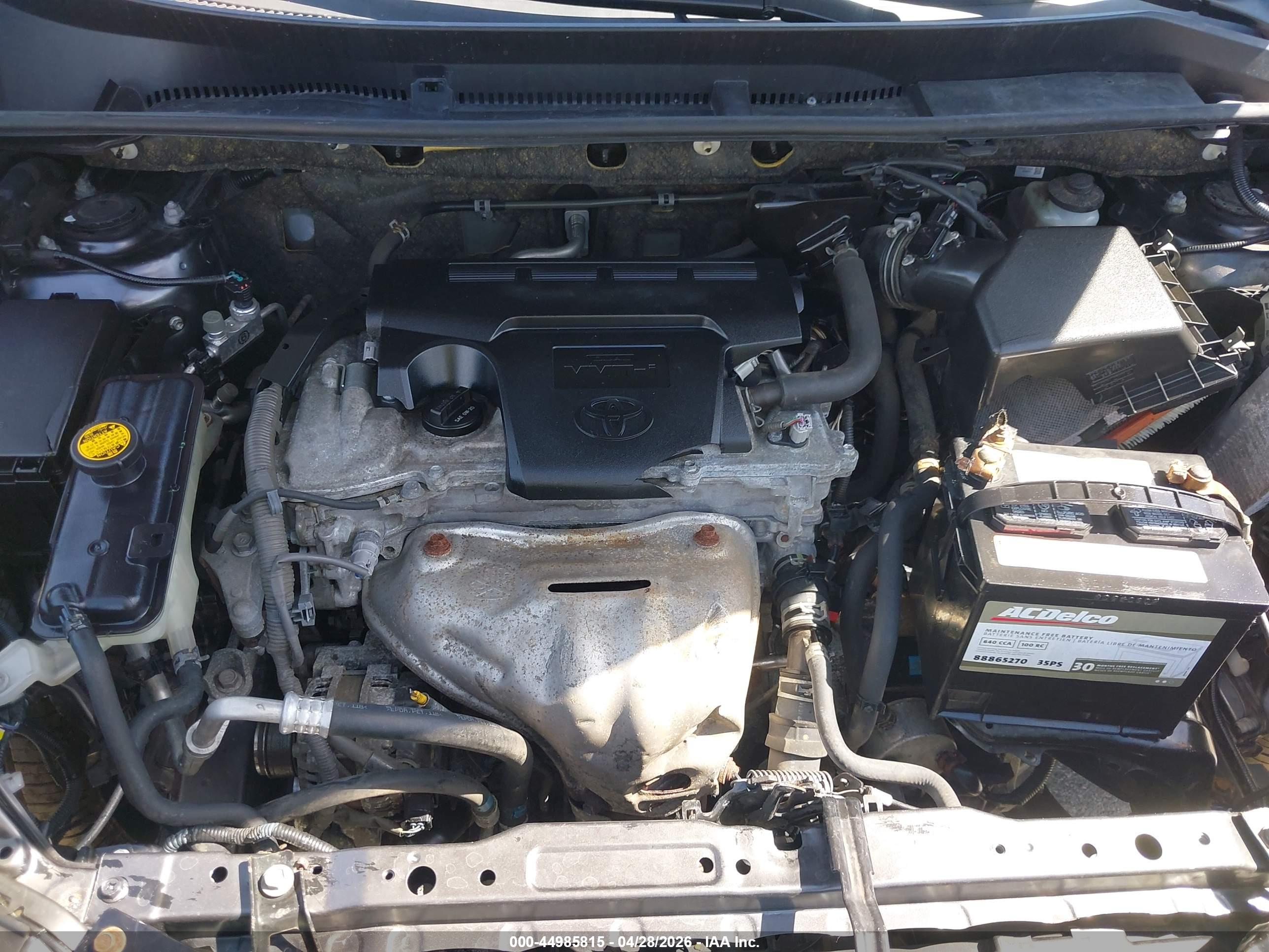 TOYOTA RAV4 image 10