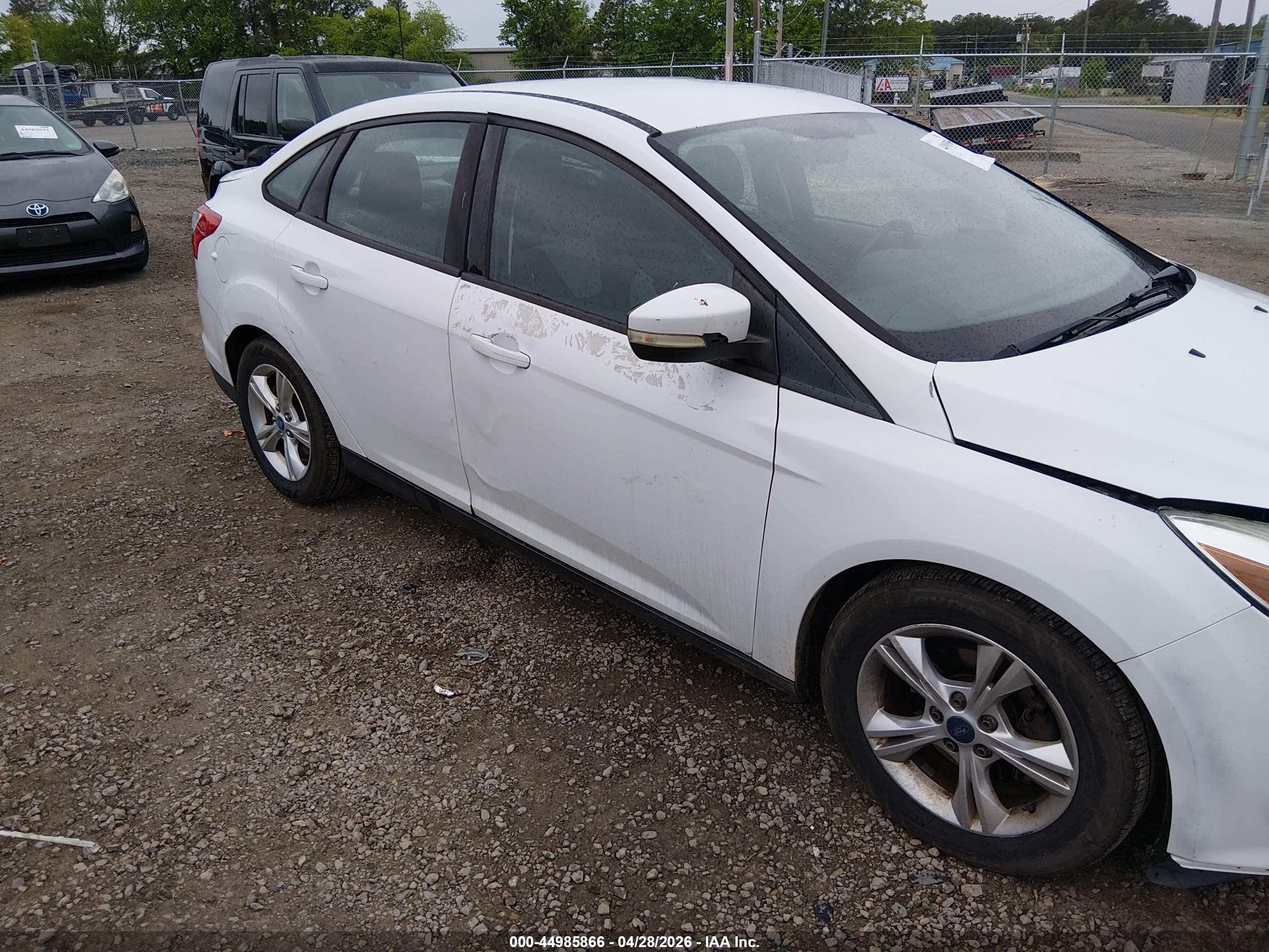 FORD FOCUS image 6