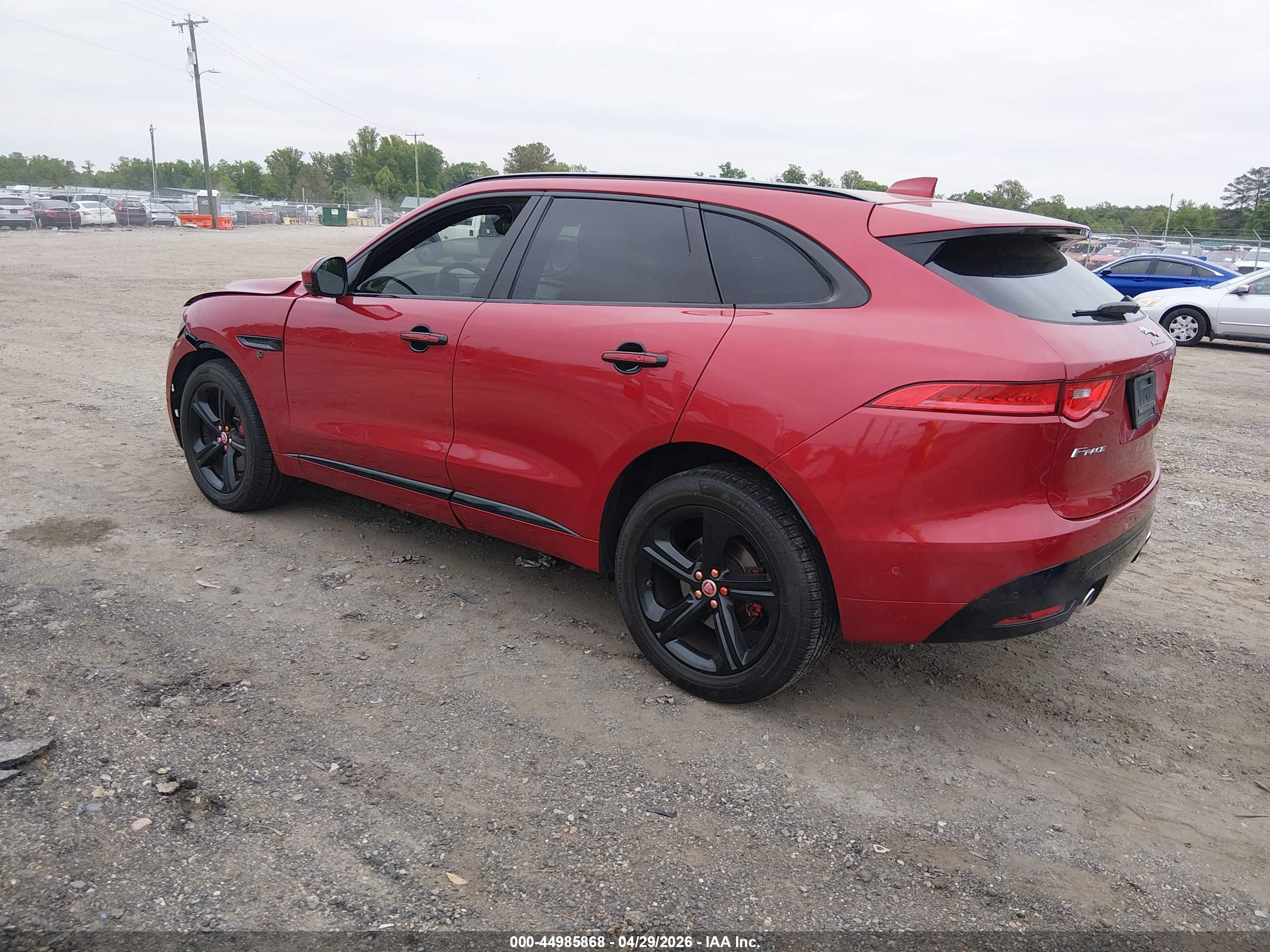 JAGUAR F-PACE image 3
