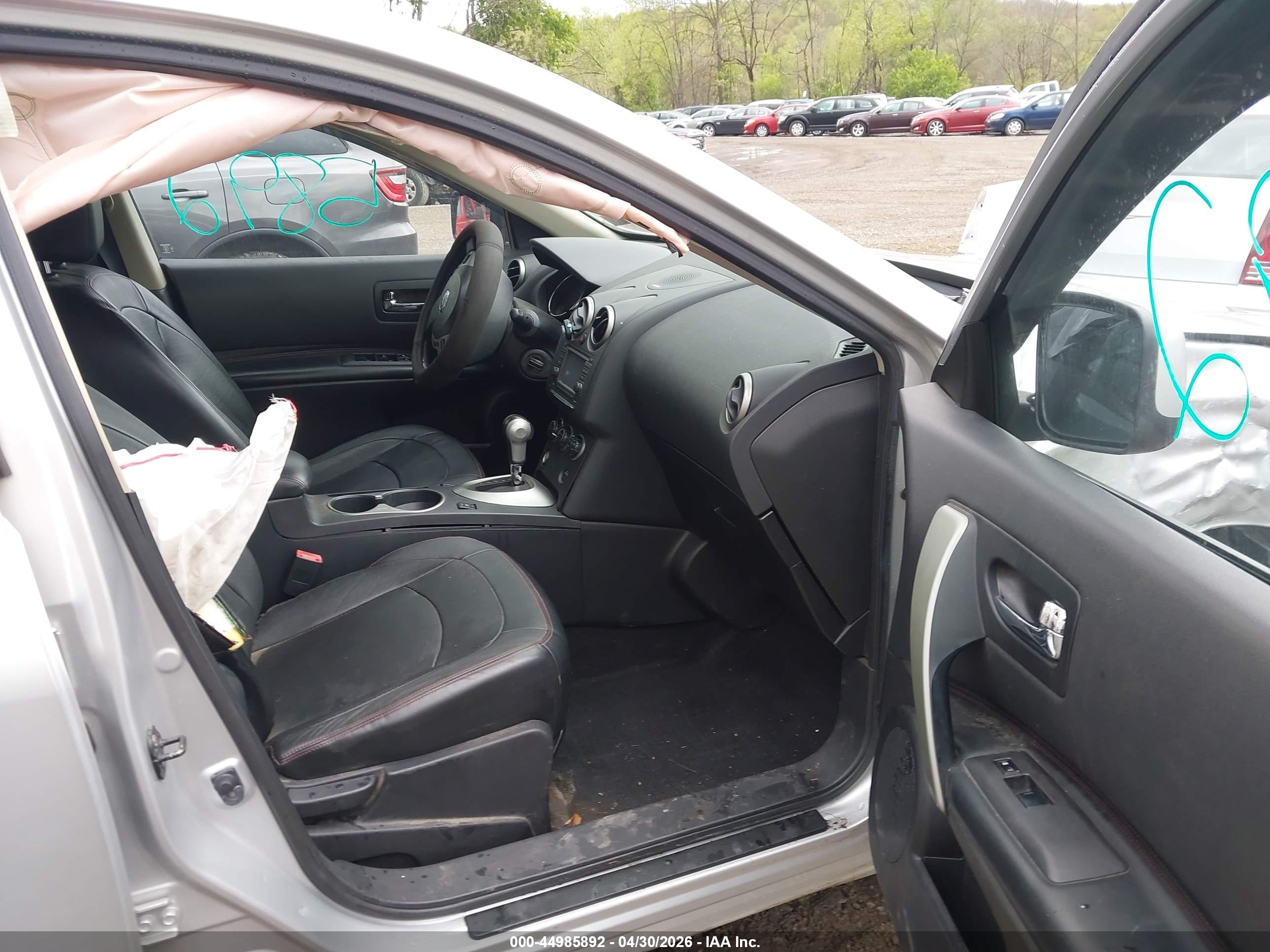 NISSAN ROGUE image 5