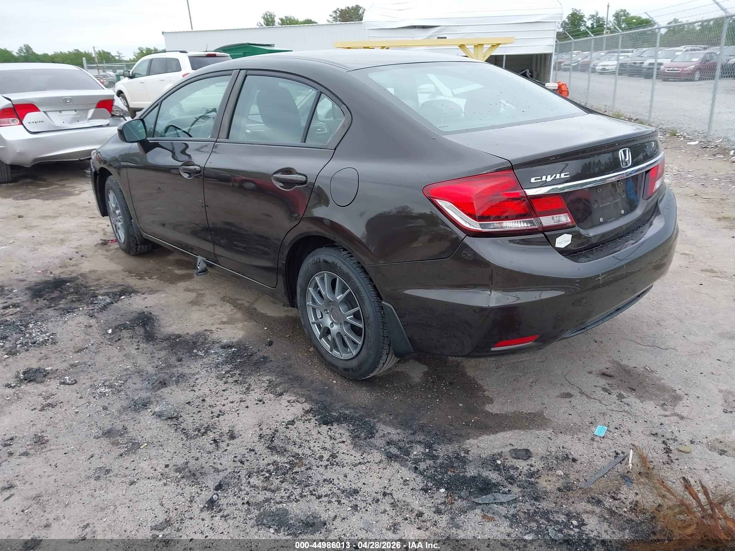 HONDA CIVIC image 3