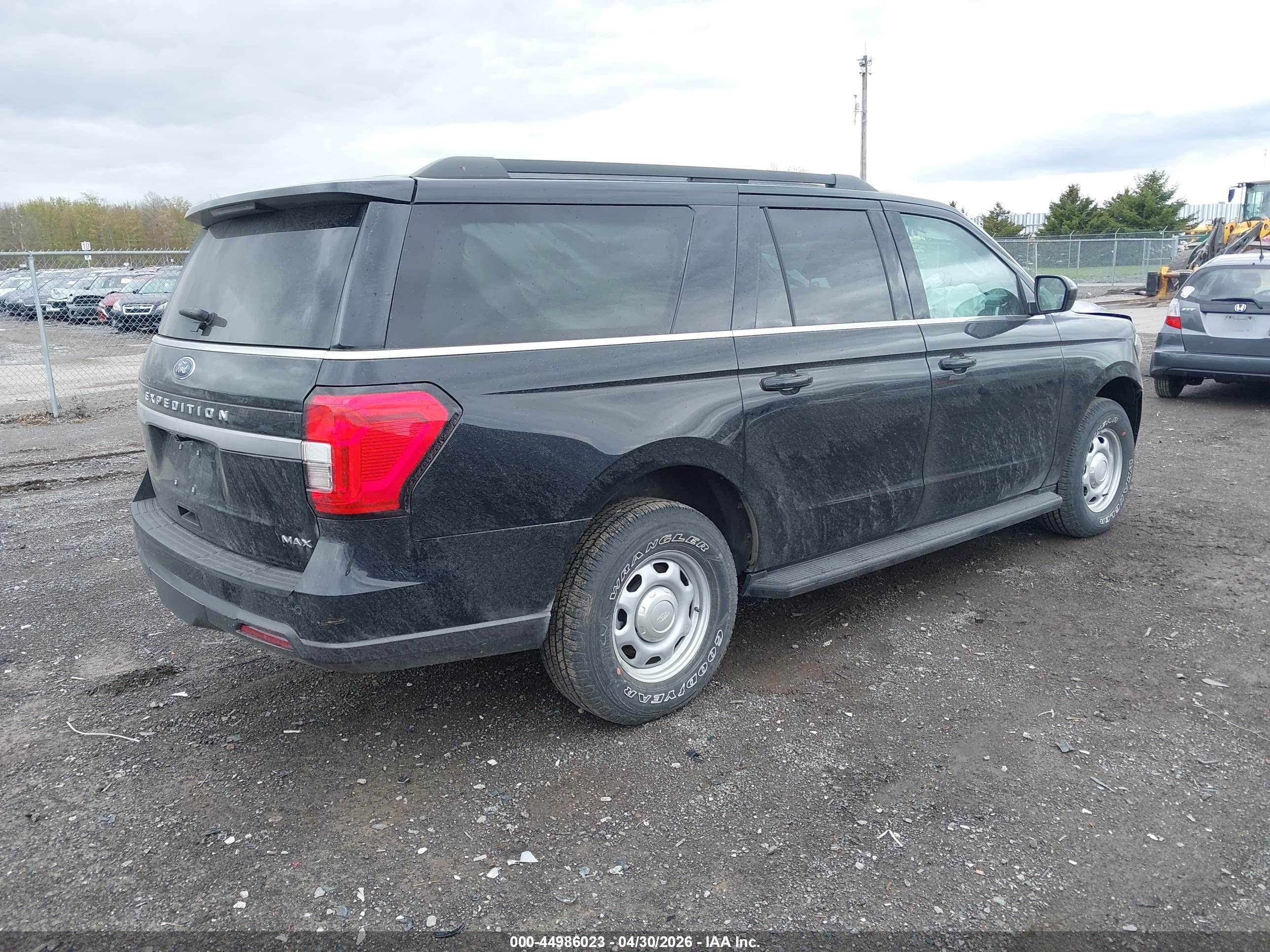 FORD EXPEDITION image 4