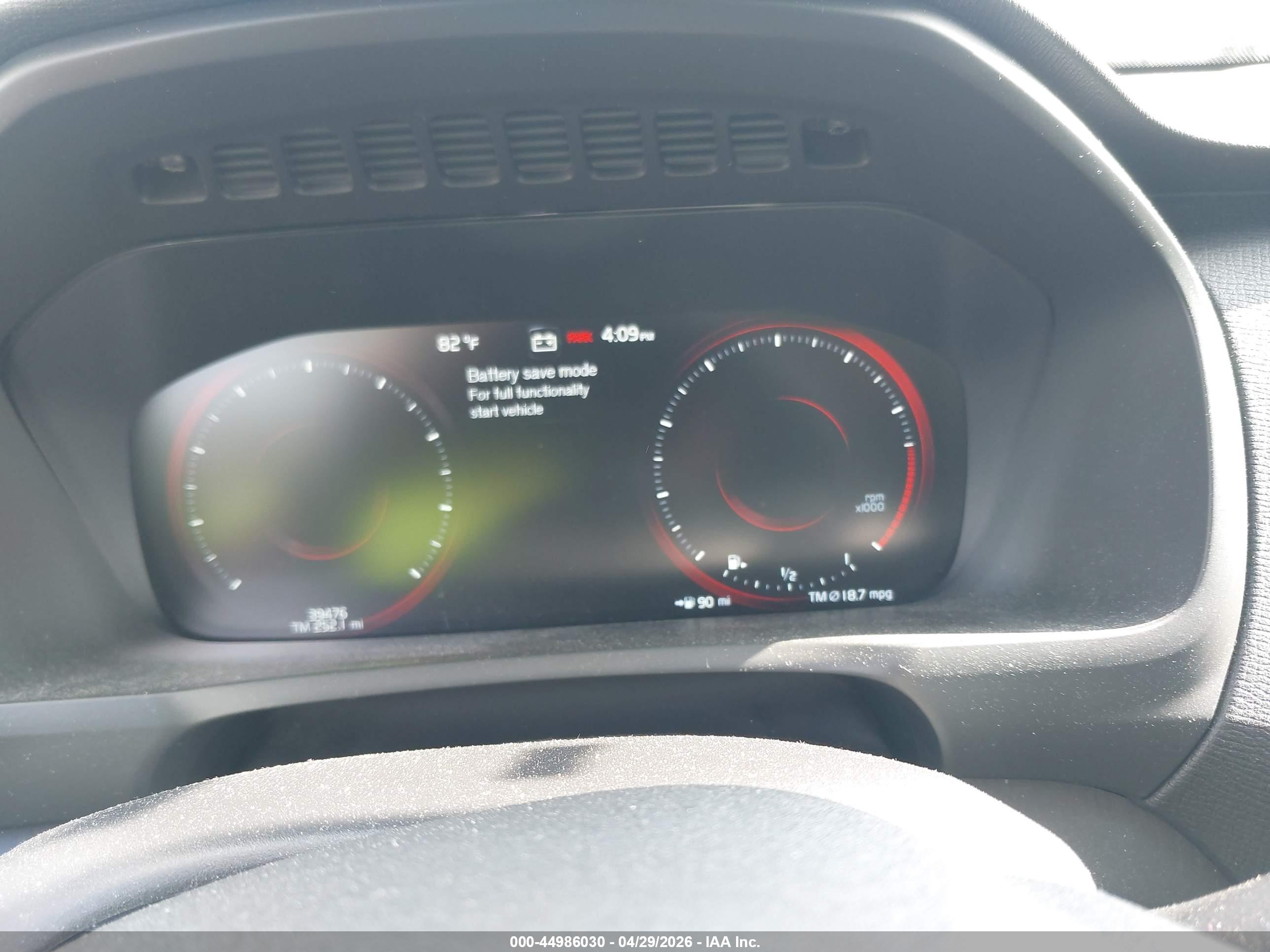 VOLVO XC90 image 7