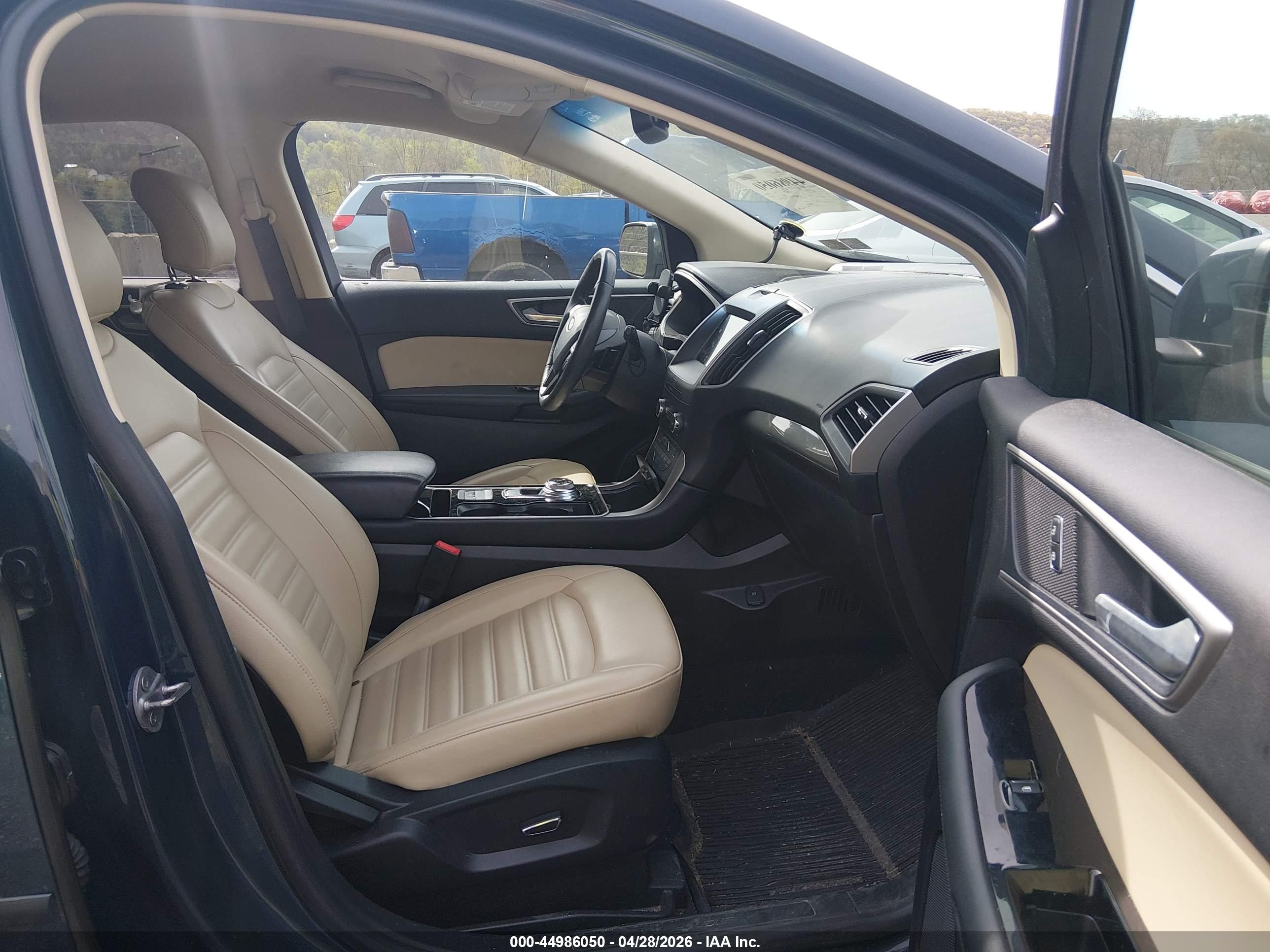 FORD EDGE image 5