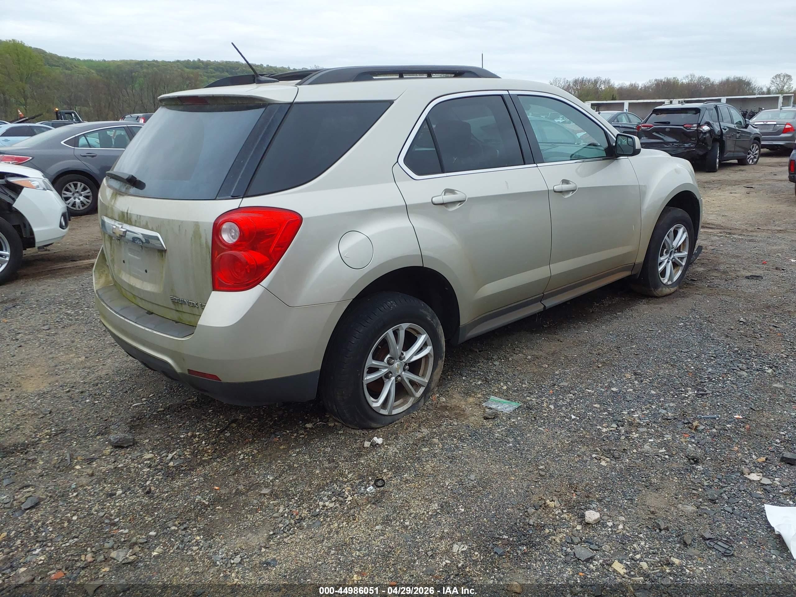 CHEVROLET EQUINOX image 4