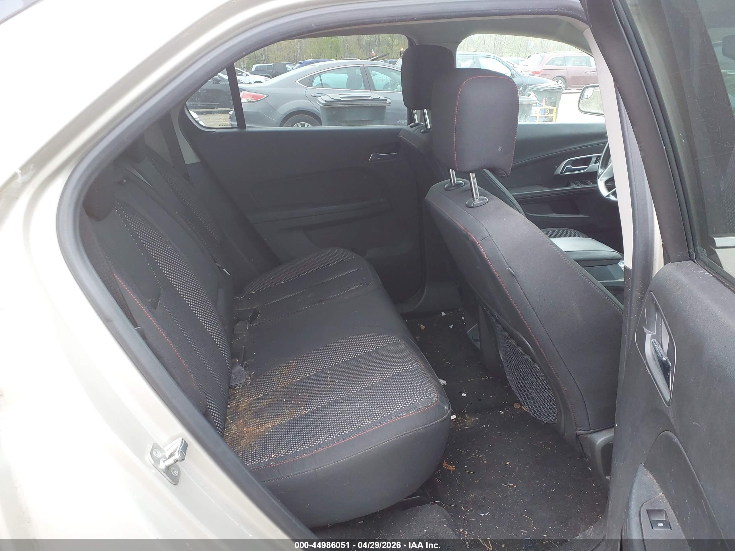 CHEVROLET EQUINOX image 8