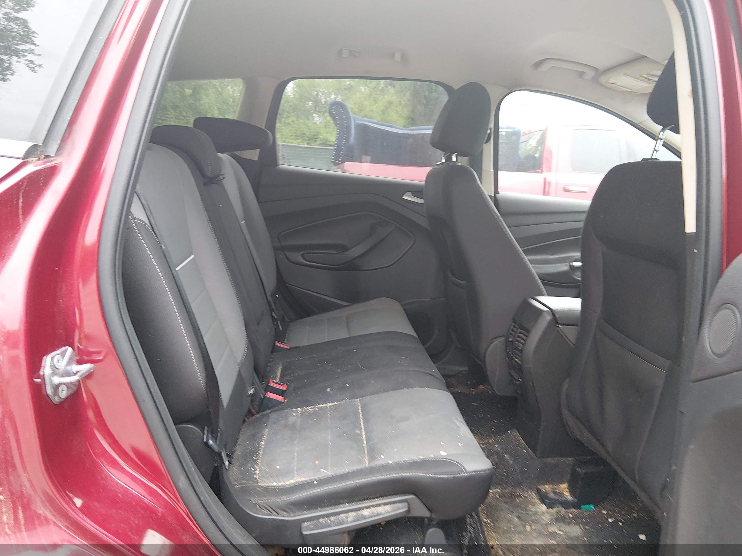 FORD ESCAPE image 8