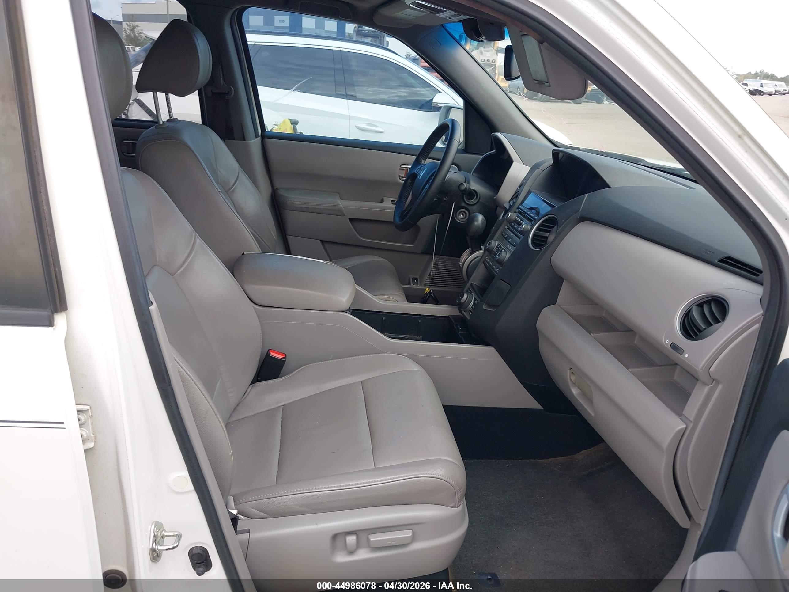 HONDA PILOT image 5