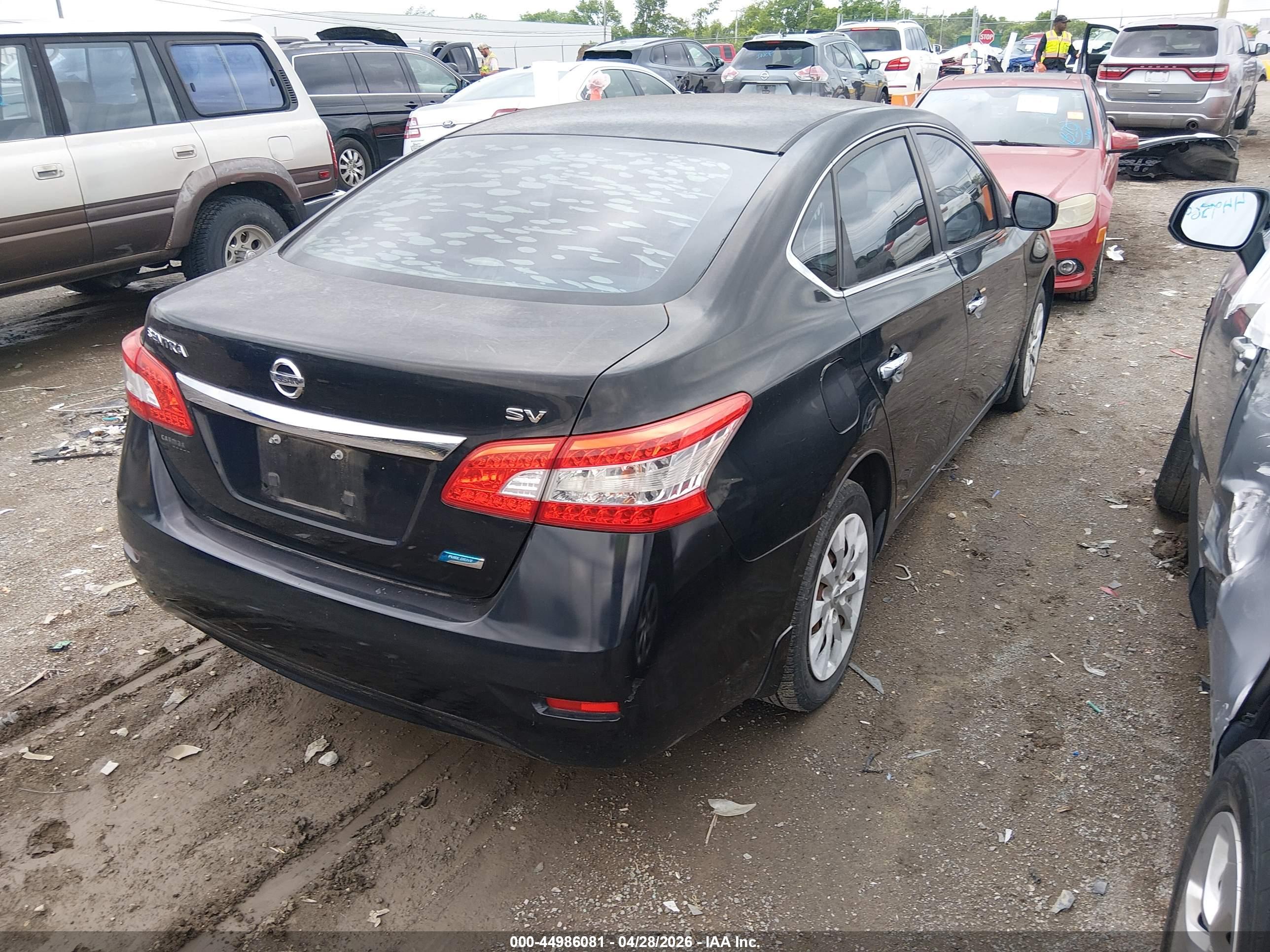 NISSAN SENTRA image 4