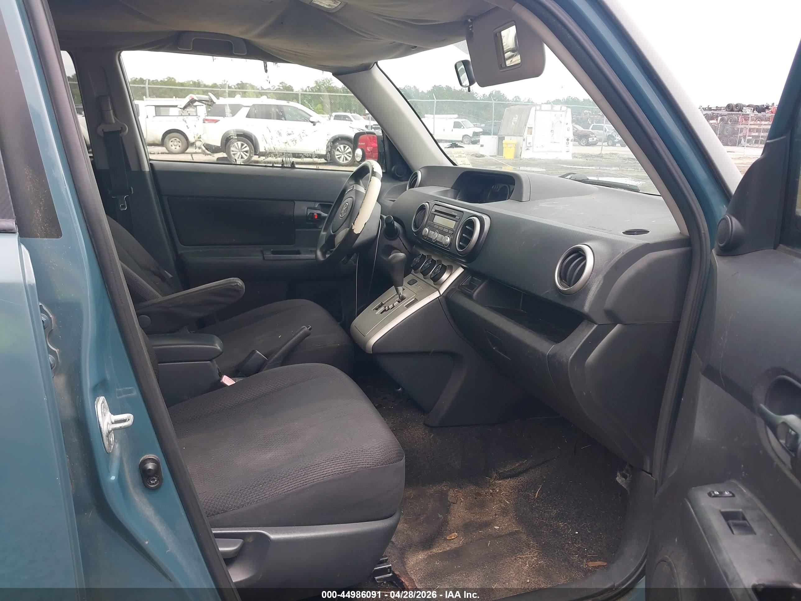 SCION XB image 5