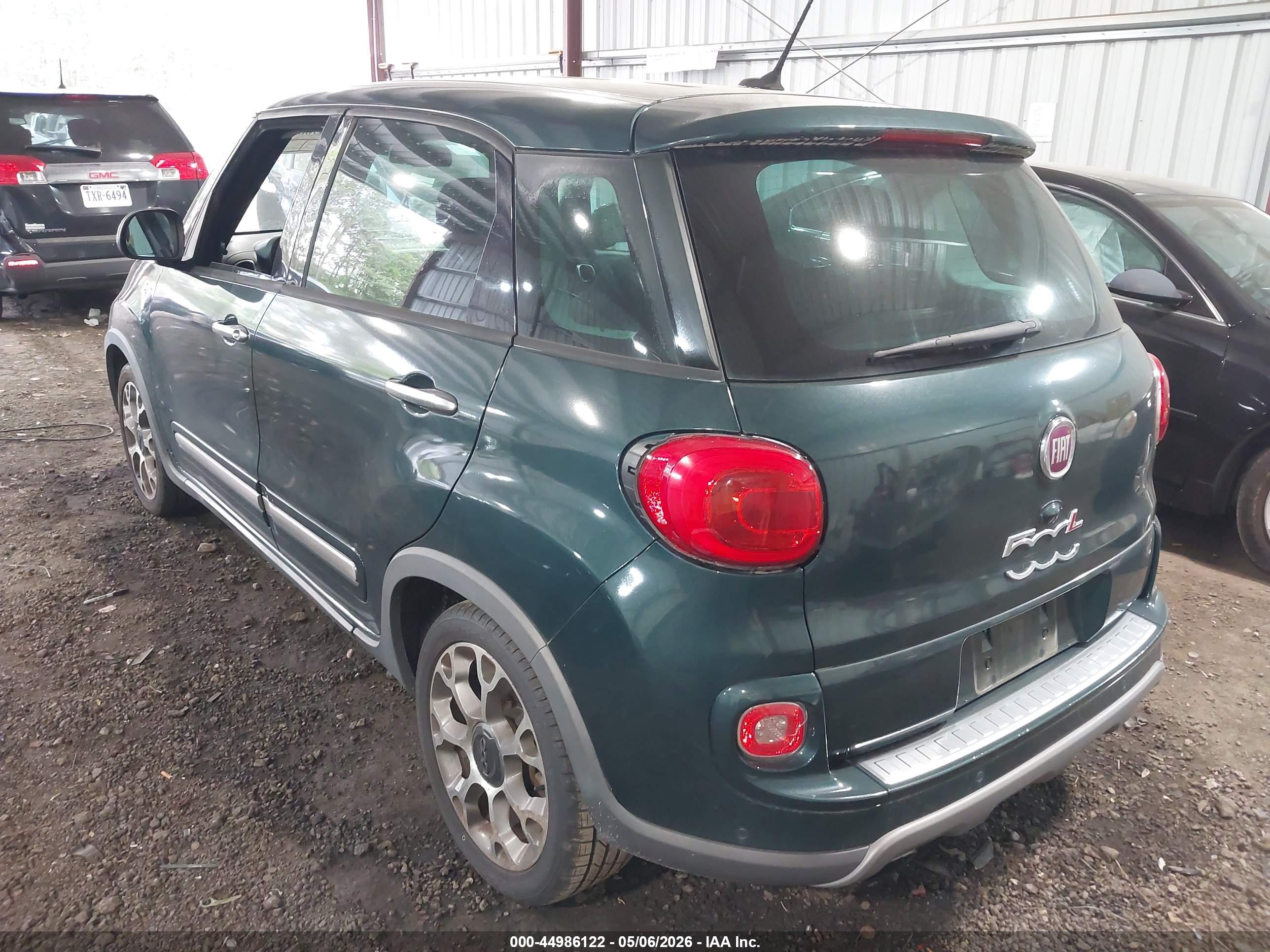 FIAT 500L image 3